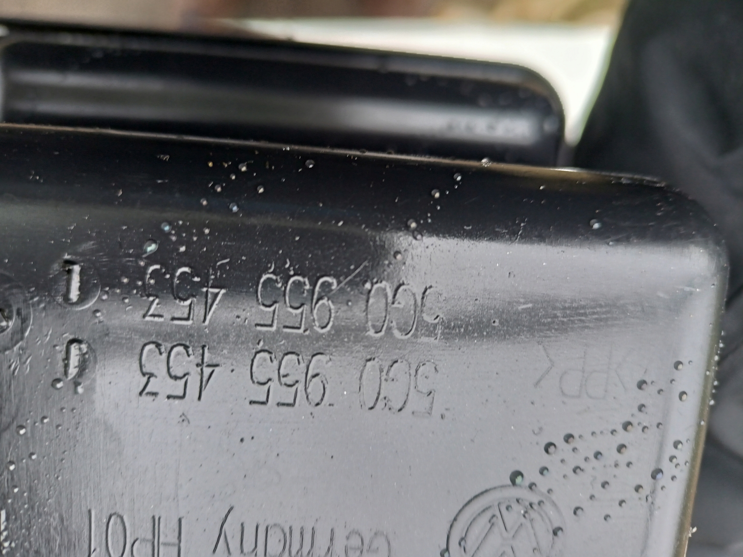 GOLF VII бачок омывателя 5G0955453