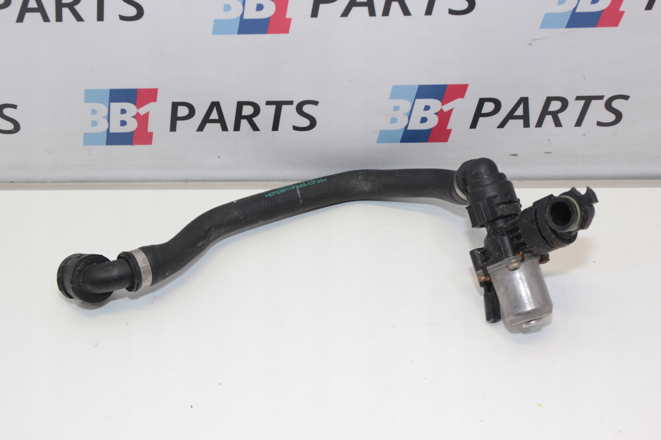 BMW G30 ventil STERUJACY prijenos vode 530I 8689694