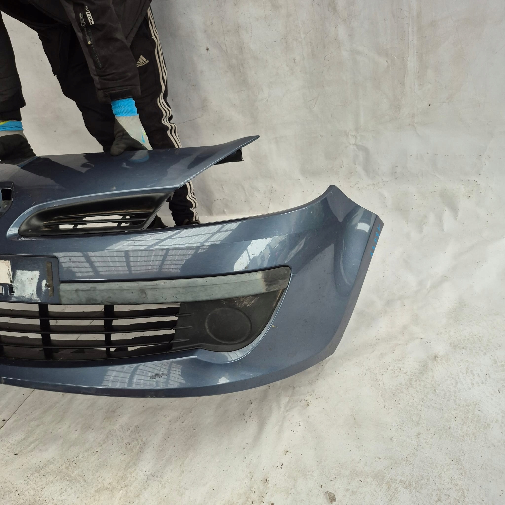 RENAULT CLIO III 3 195 05-09 bumper front front