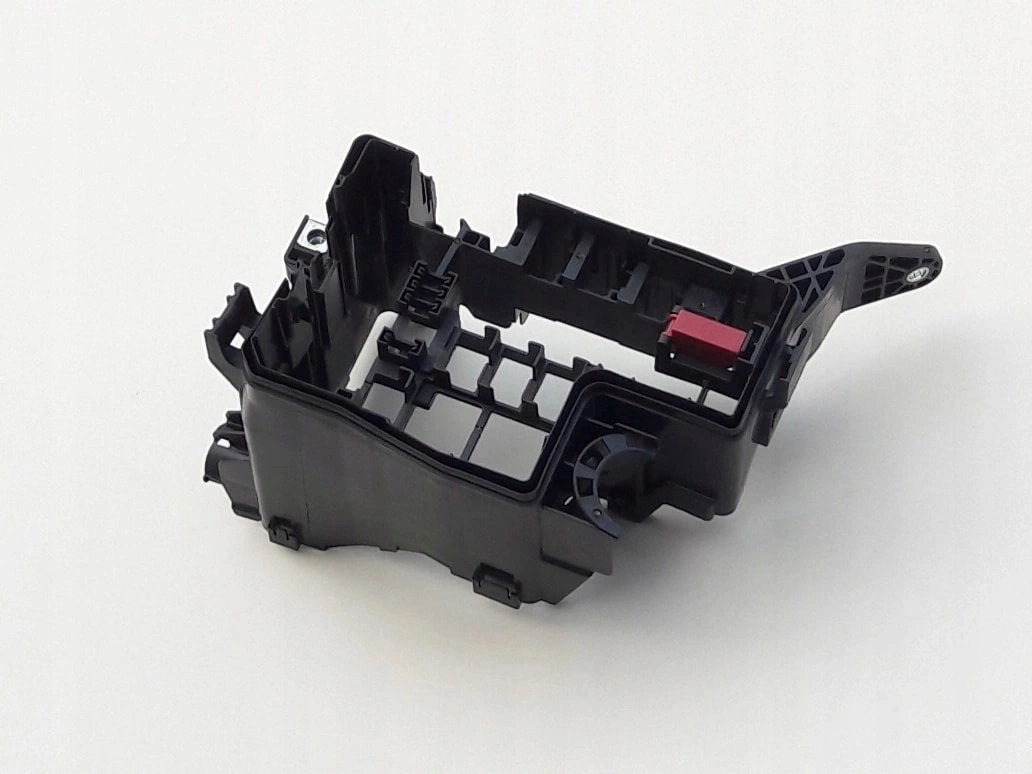 RAV IV Lift lewa skrzynka bezpieczników 15-18 Typ samochodu 4x4/SUV Samochody osobowe