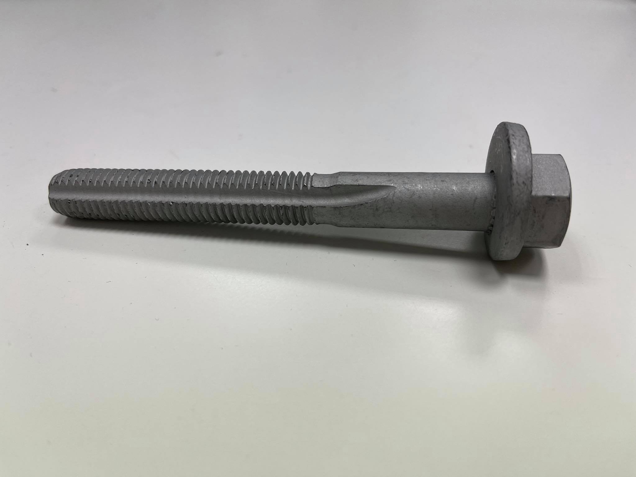 

Śruba Mocująca Przedni Wahacz Dolny Tesla S I X