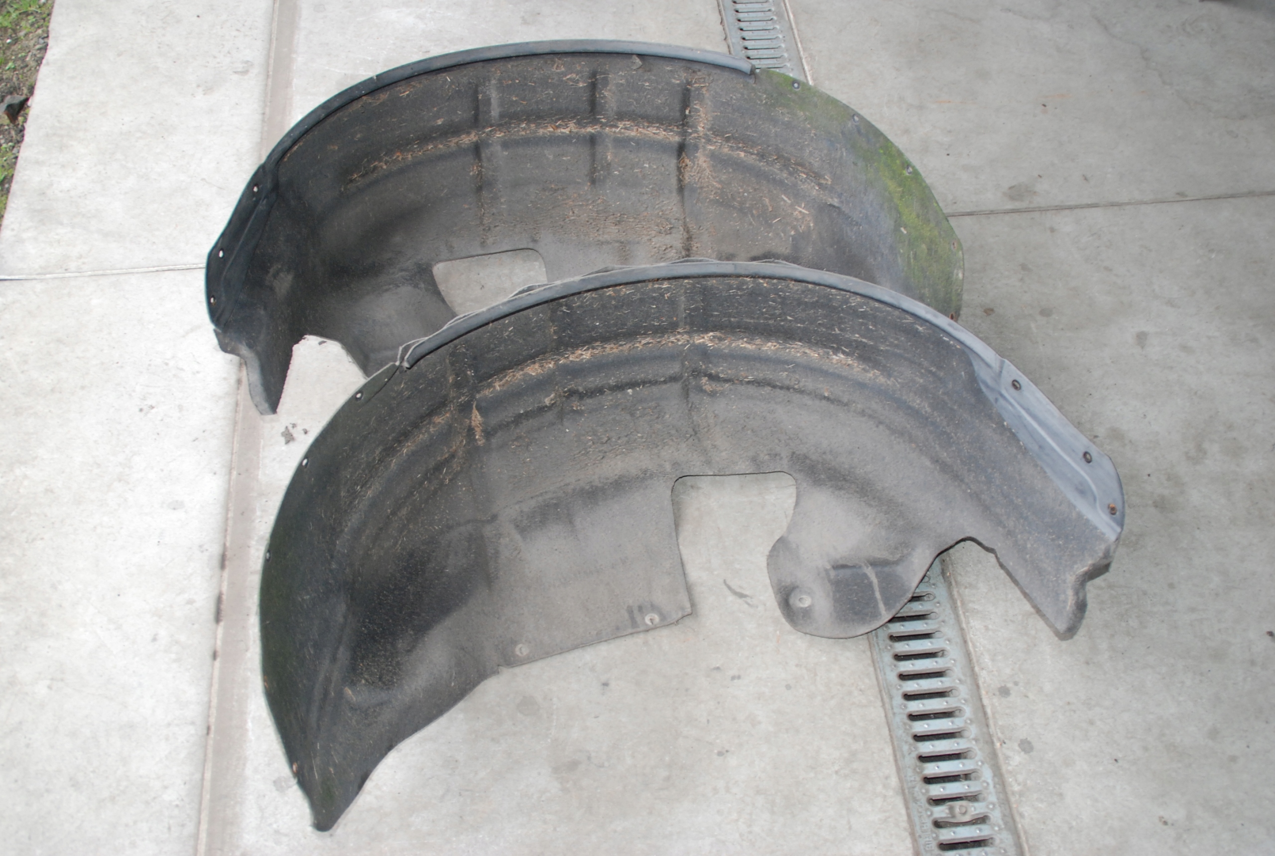 VOLVO XC60 NADKOLE L / P TYŁ TYLNE 08-13R Producent części Volvo OE