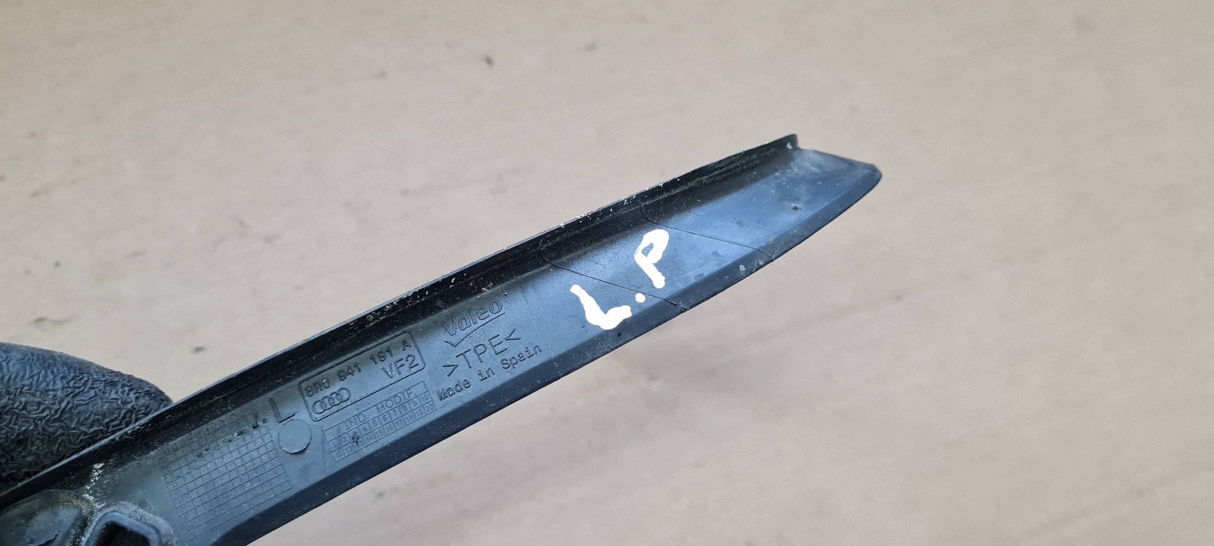 Q5 8R SQ5 LIFT gasket lights left left front 8R0941191A