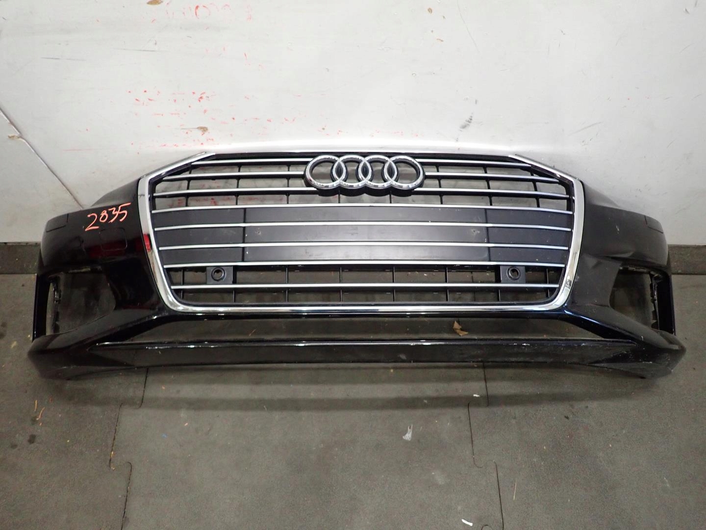 nárazník předek přední AUDI A6 C8 2018- 4K0807437