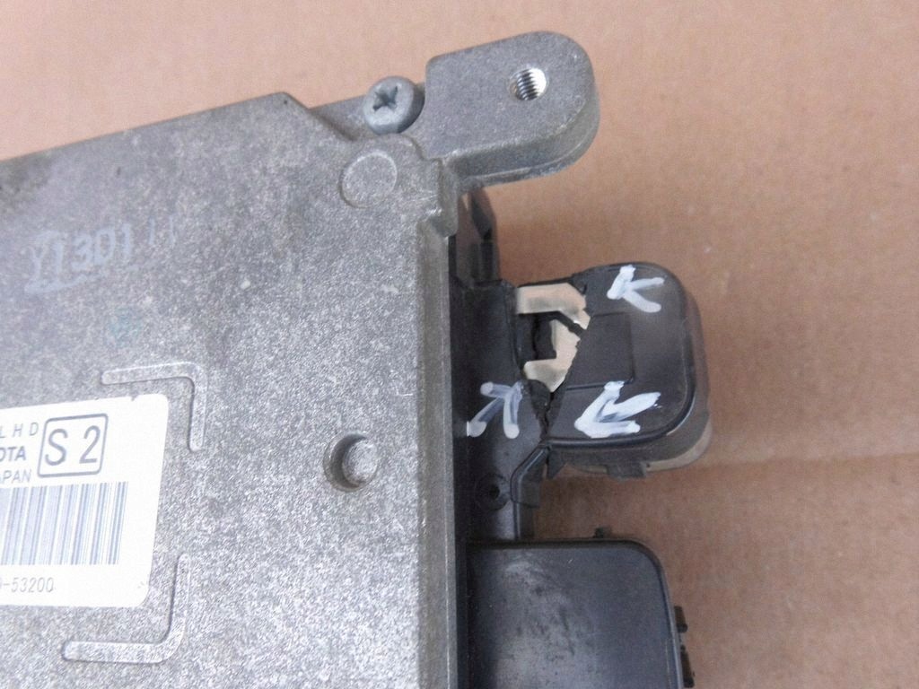 Lexus IS250 IS330 2015 modulo servosterzo 8965053200