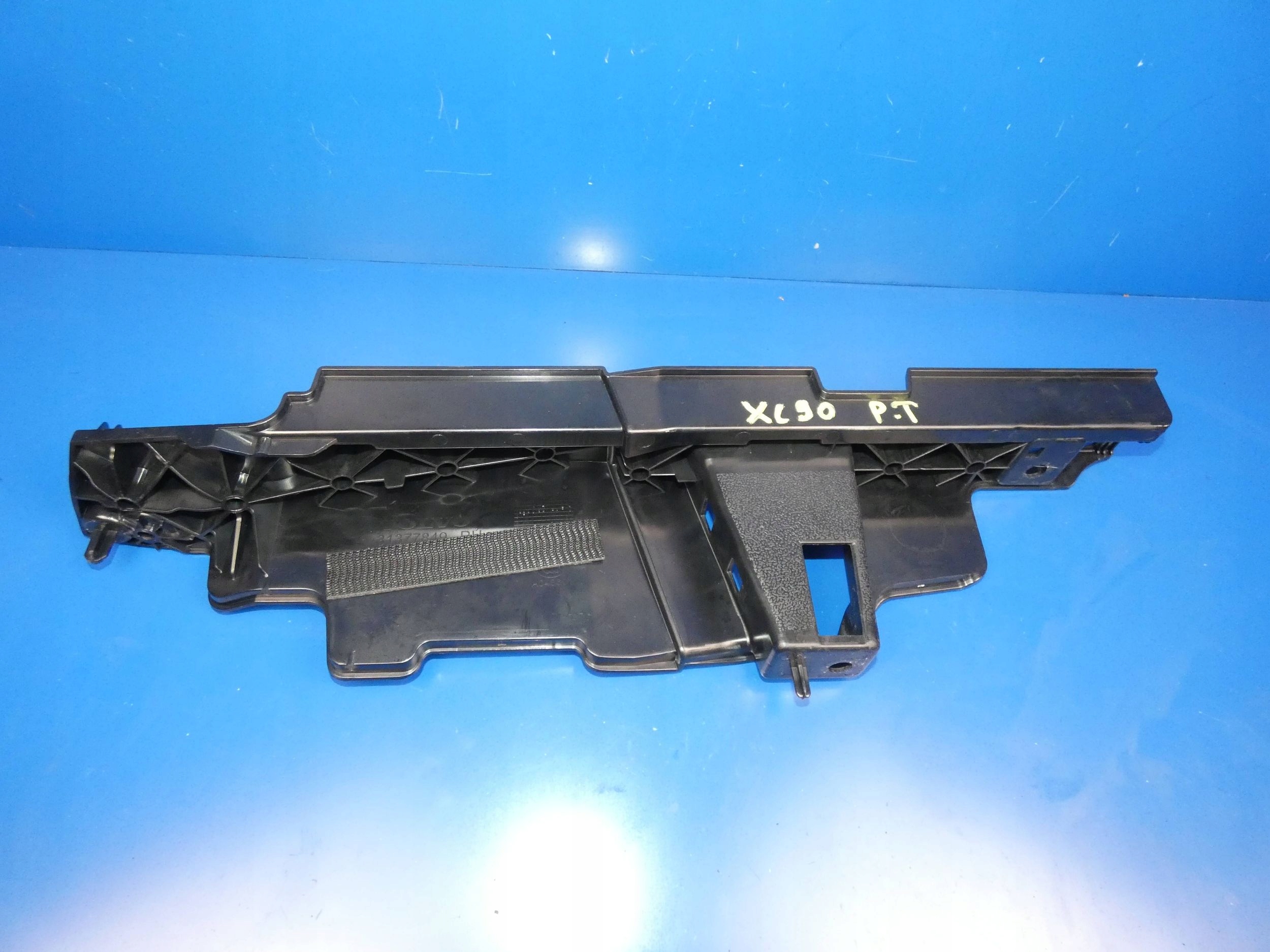 VOLVO XC90 II cover cover boot right rear part
