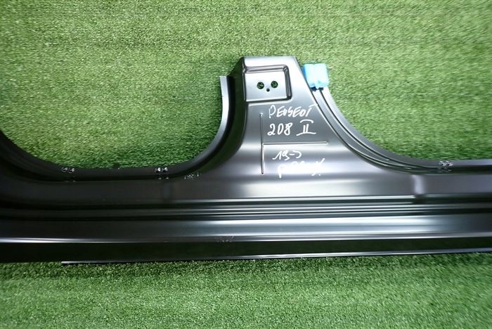 PEUGEOT 208 II 19- threshold right