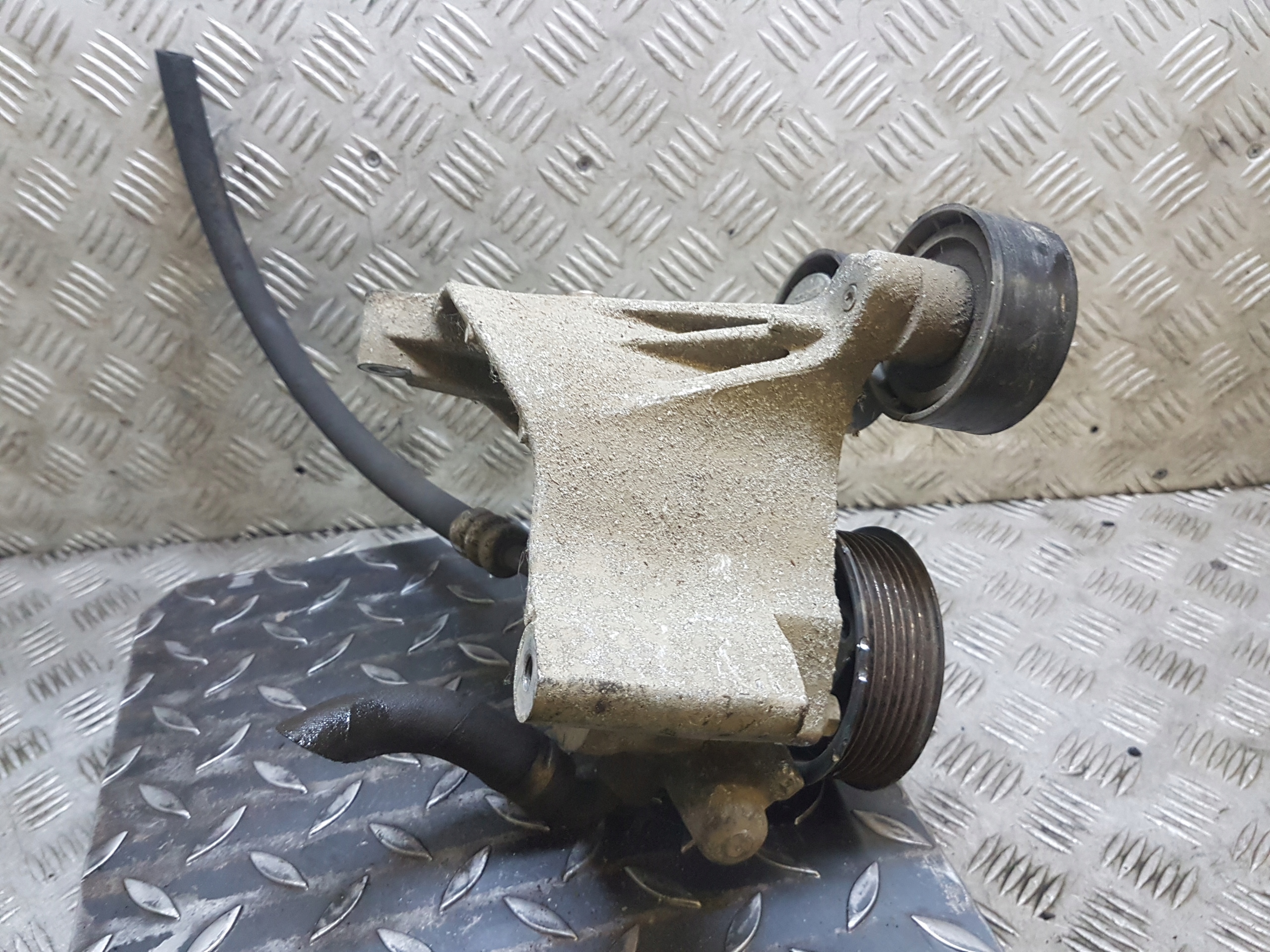 Pompa servosterzo IVECO DAILY 4 504238603 2.3 D