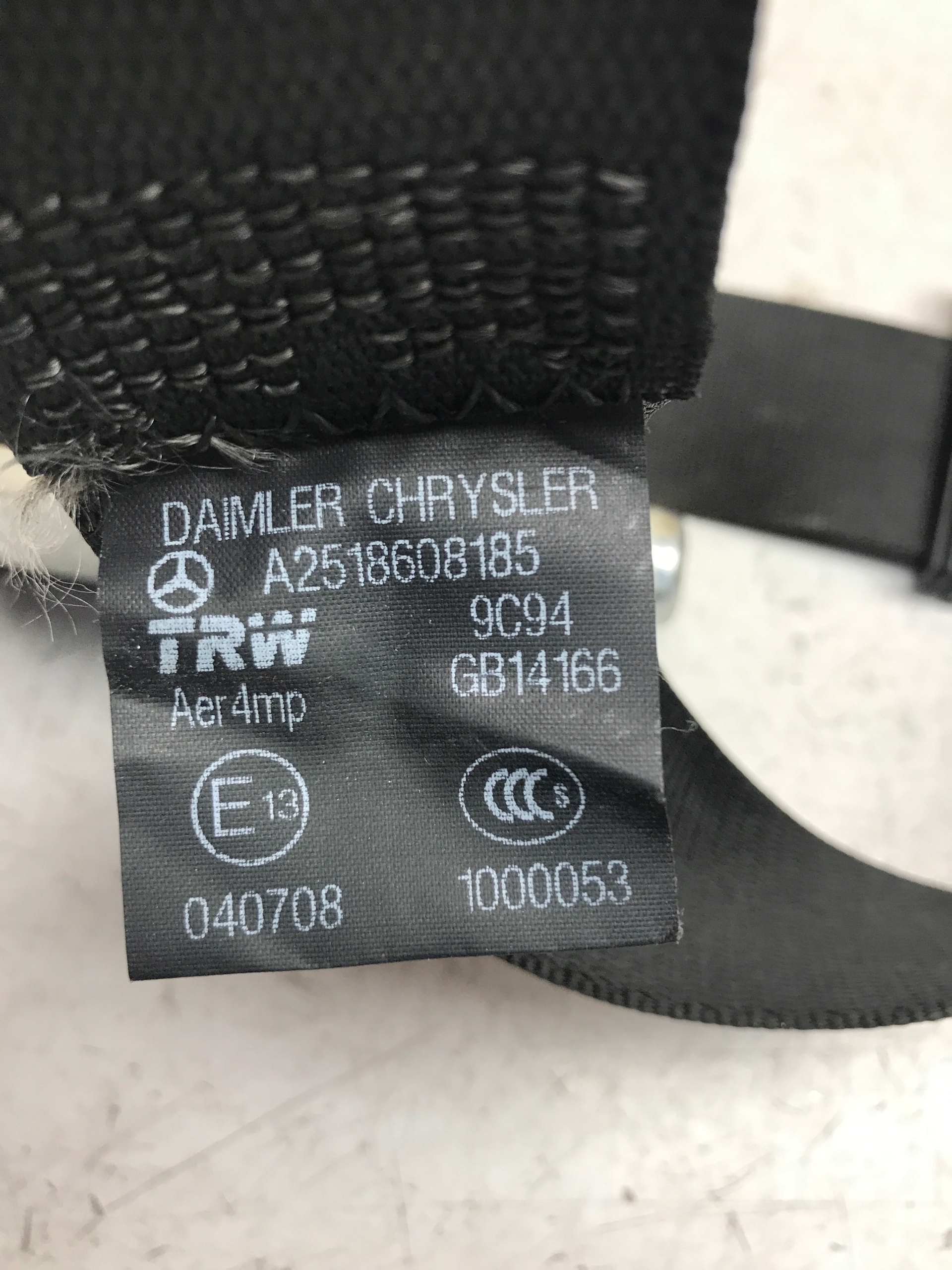 Gurten Spanner links heck W251 R-KLASA A2518608185