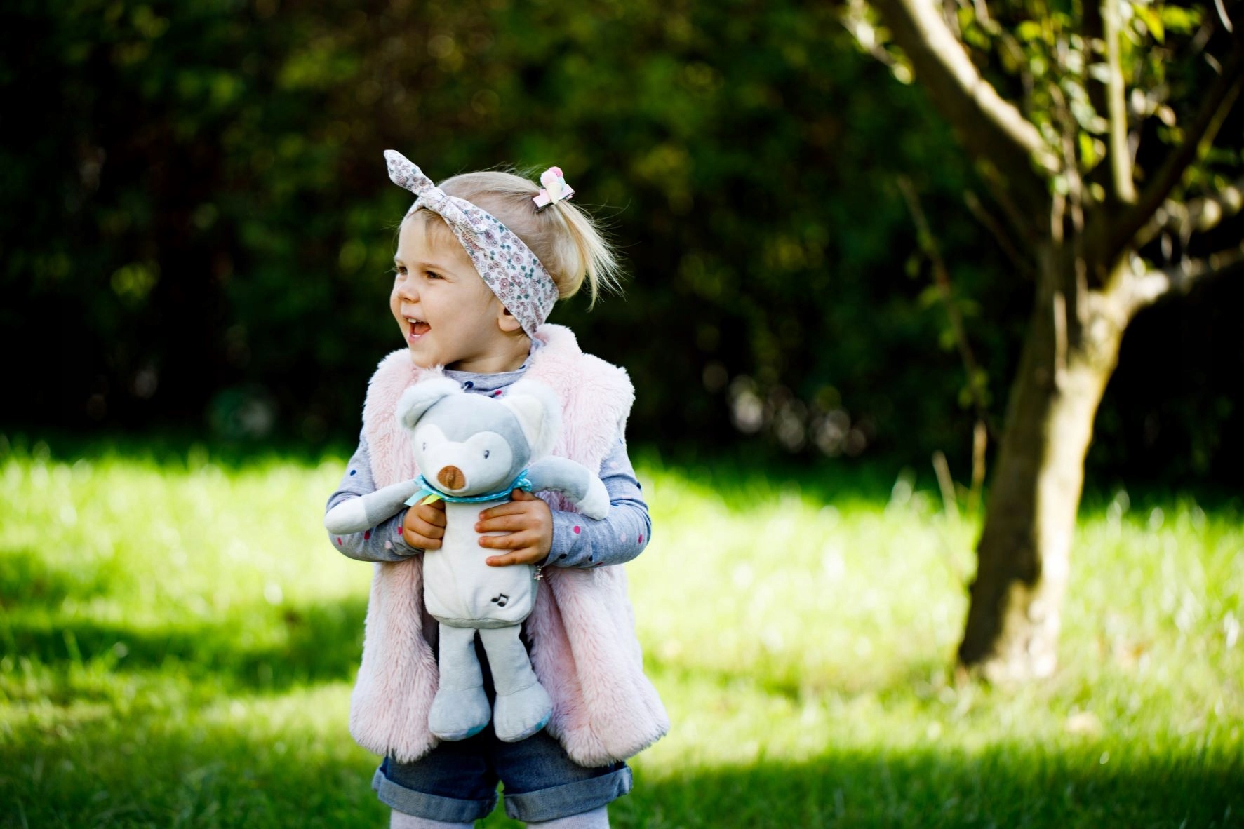 InnoGIO Lis MATEO maskotka grająca interaktywna Marka InnoGIO