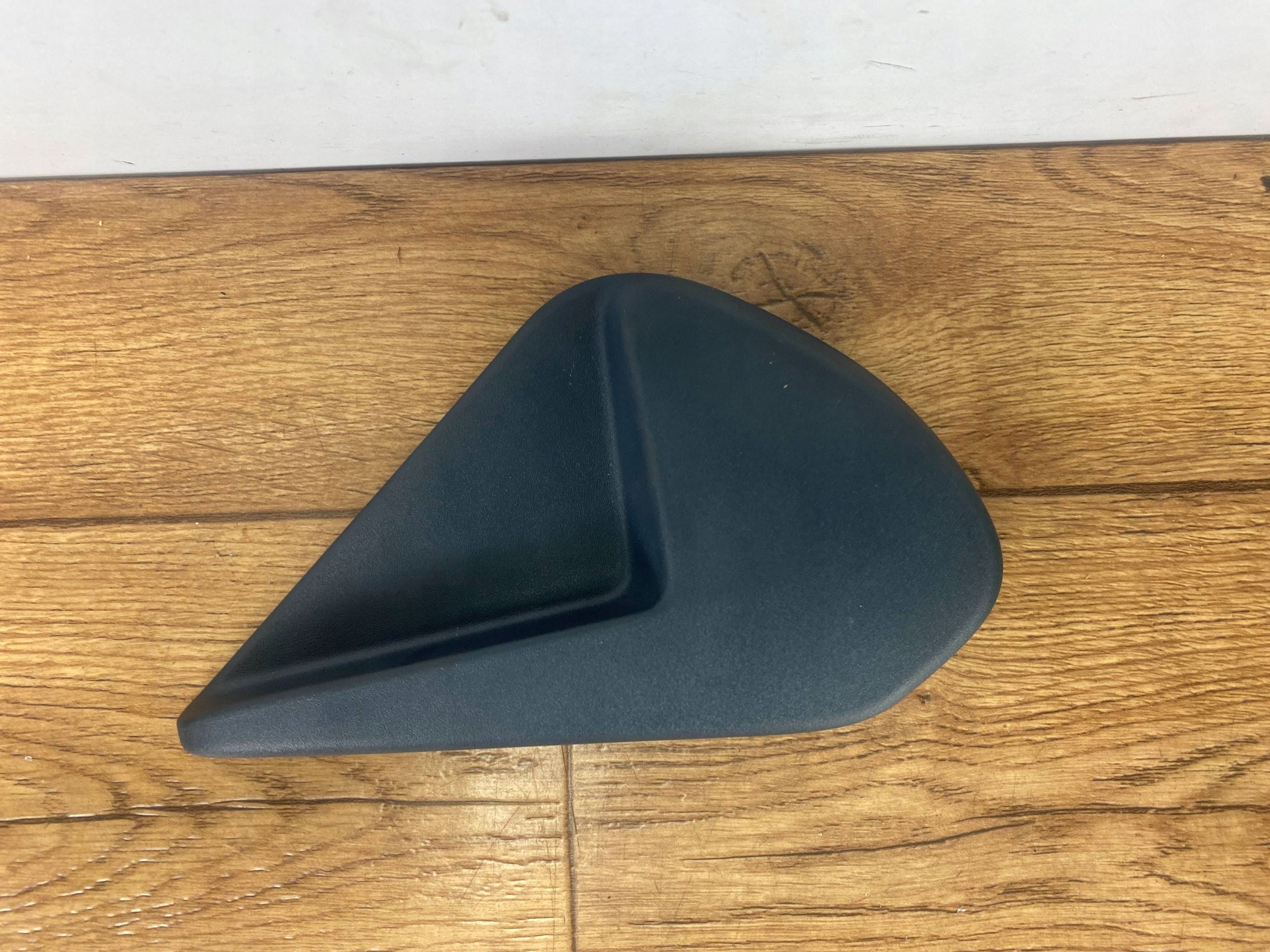 handle control seat Ford Maverick 2022+