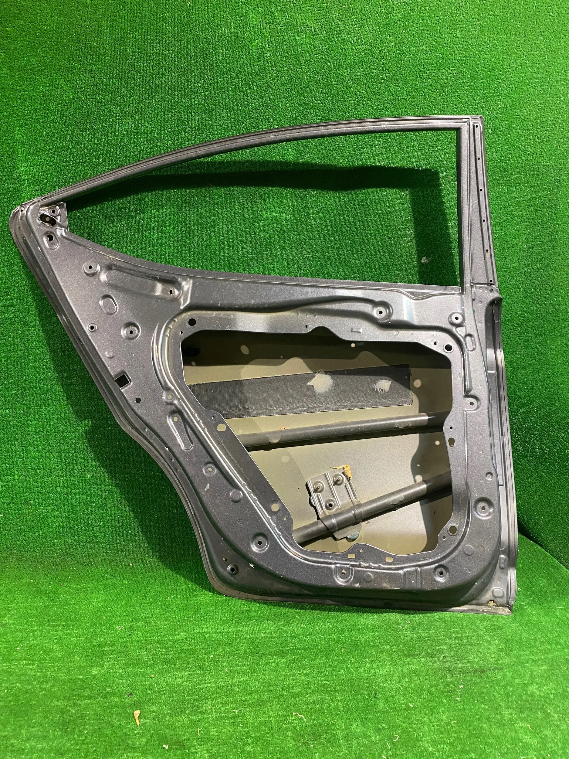 door rear. left HYUNDAI ELANTRA VI NR.1828