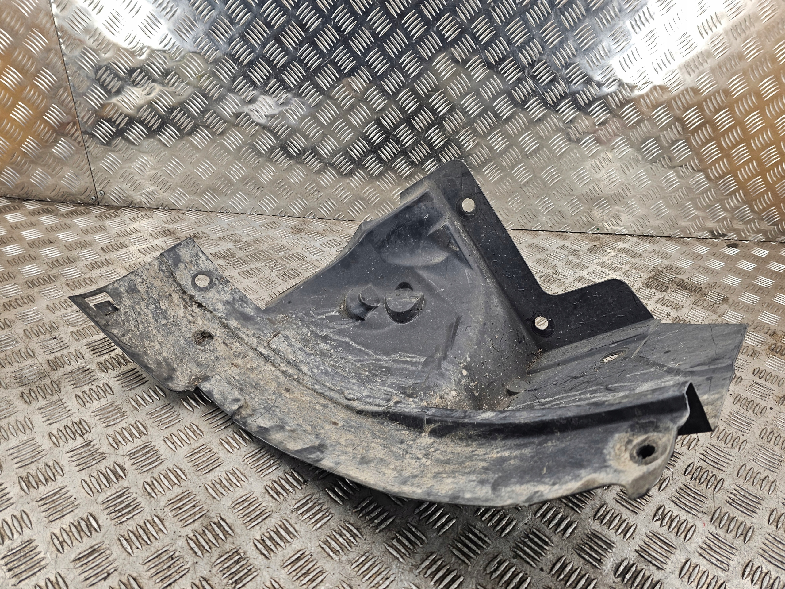 RENAULT TRAFIC III mudguard right front part rear 638428605R 93462462