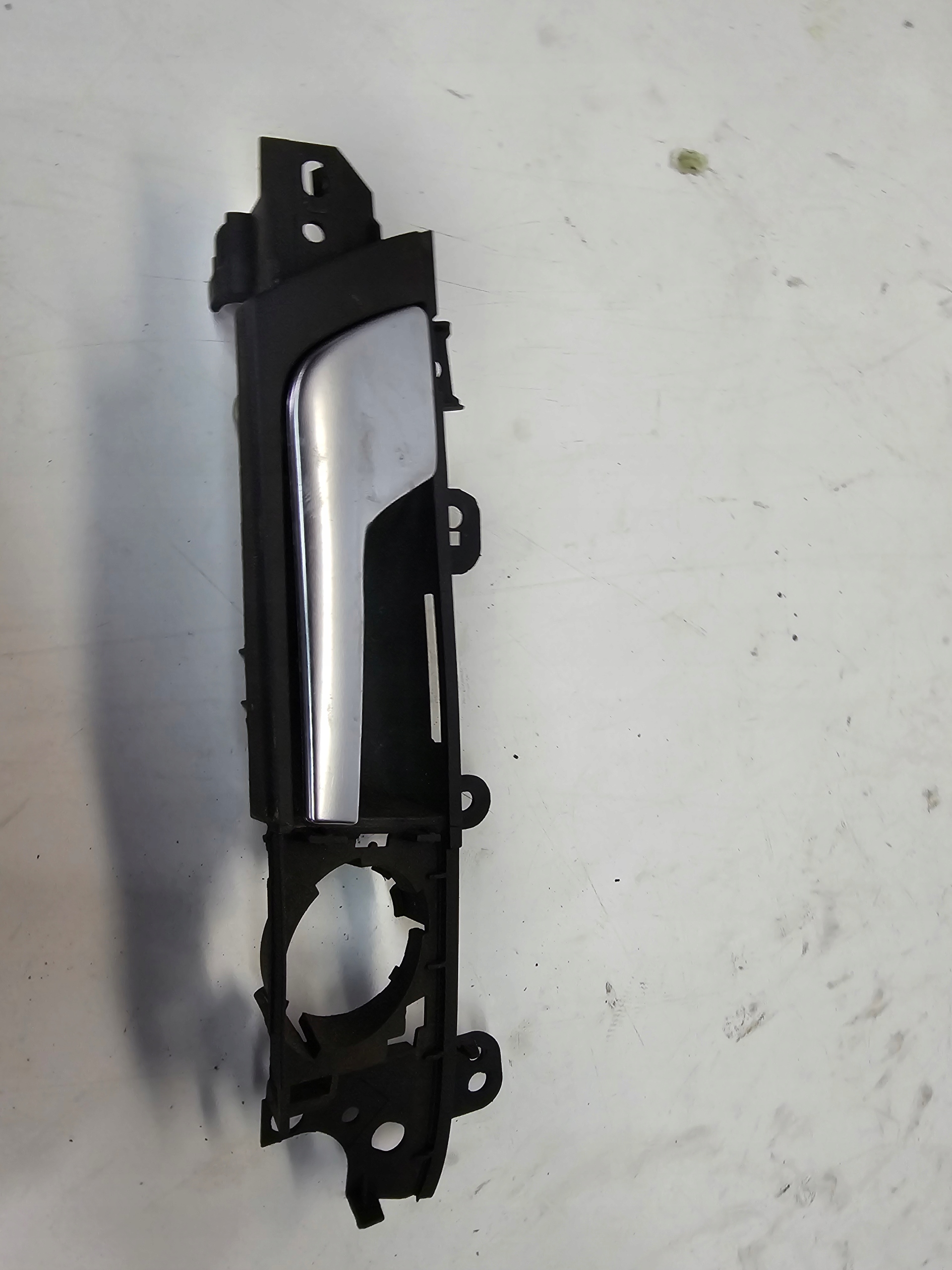 handle left rear part AUDI A3 8P 8P4839019E 5-door