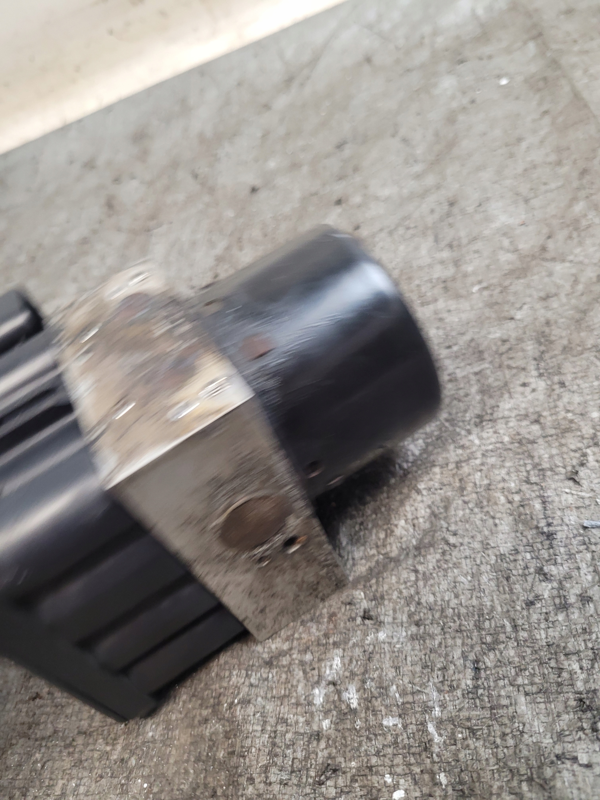 pump ABS OE 1C0907379D SEAT LEON 01r. 1.9TDI