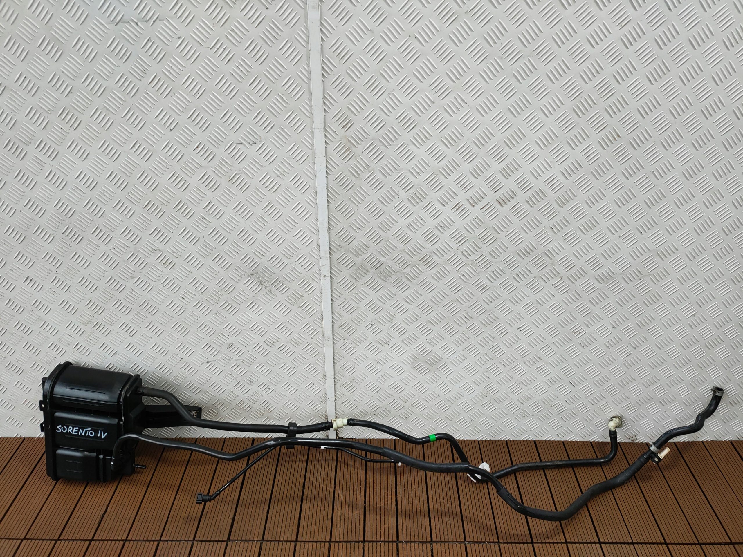 KIA SORENTO IV 24-26 1.6 T-GDI MHEV carbon filter + of the hose 31420-P4200