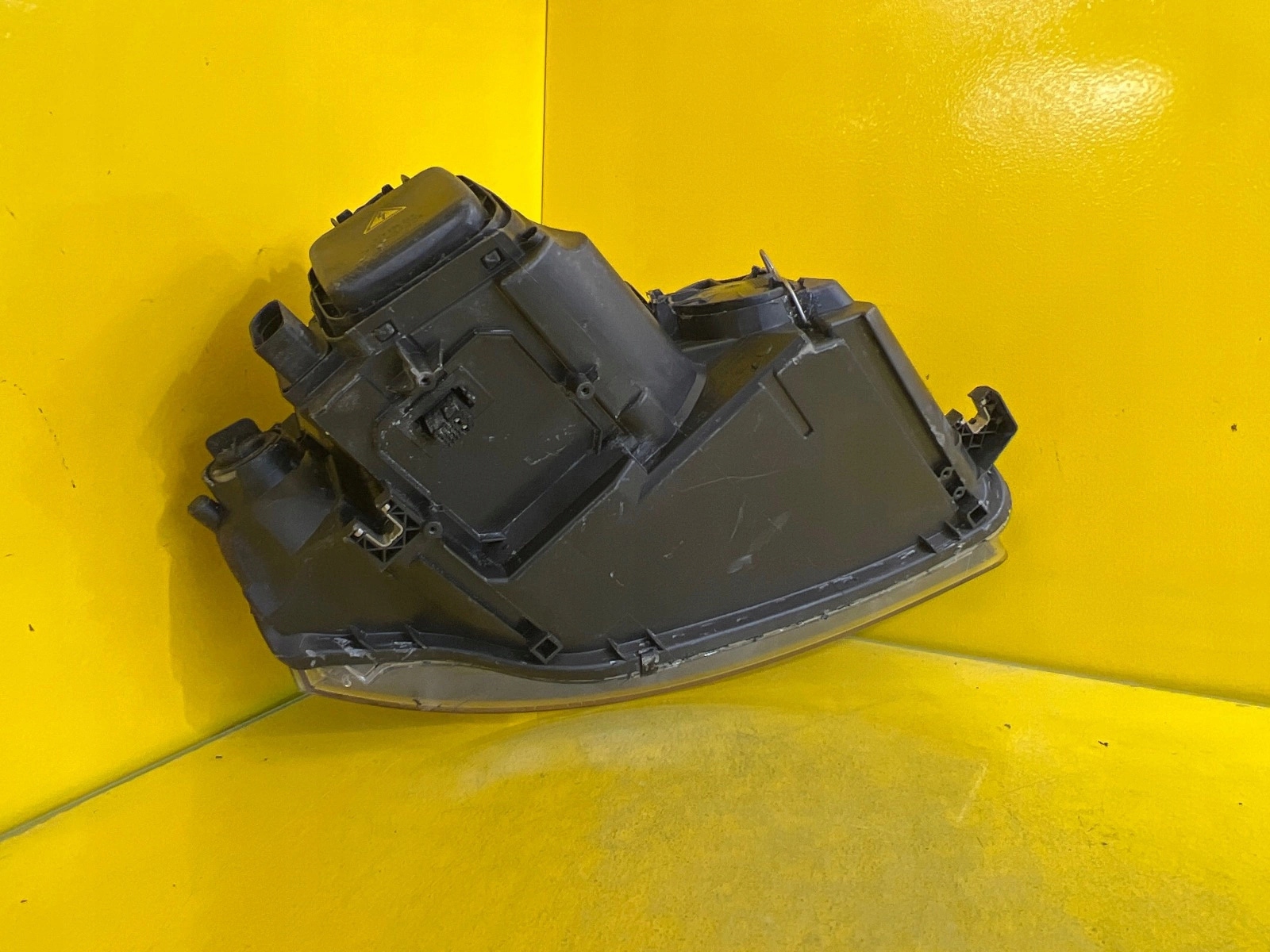 light left AUDI A3 8P0 03-08 XENON 8P0941029M