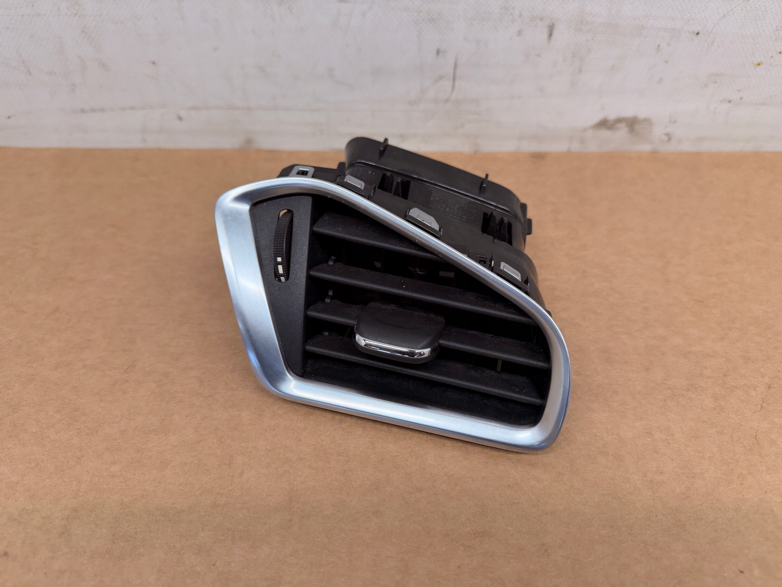 DS4 grid air conditioning devices right front 9676606977
