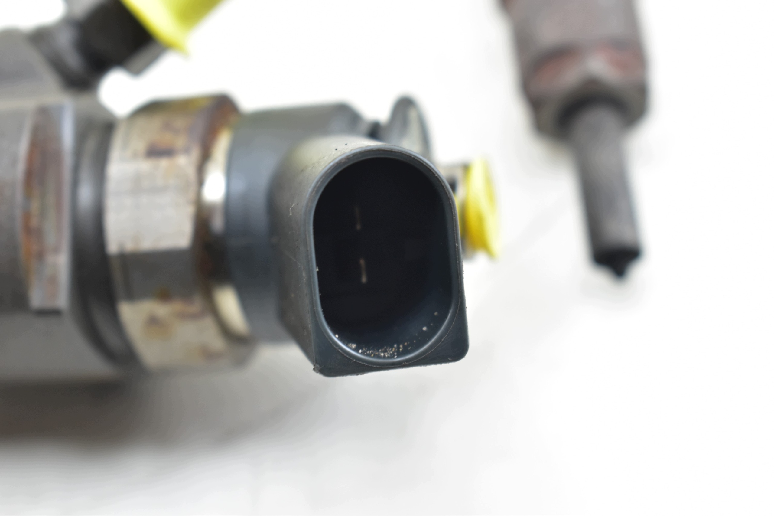 injector BMW E87 E90 2.0d 0445110289 7798446