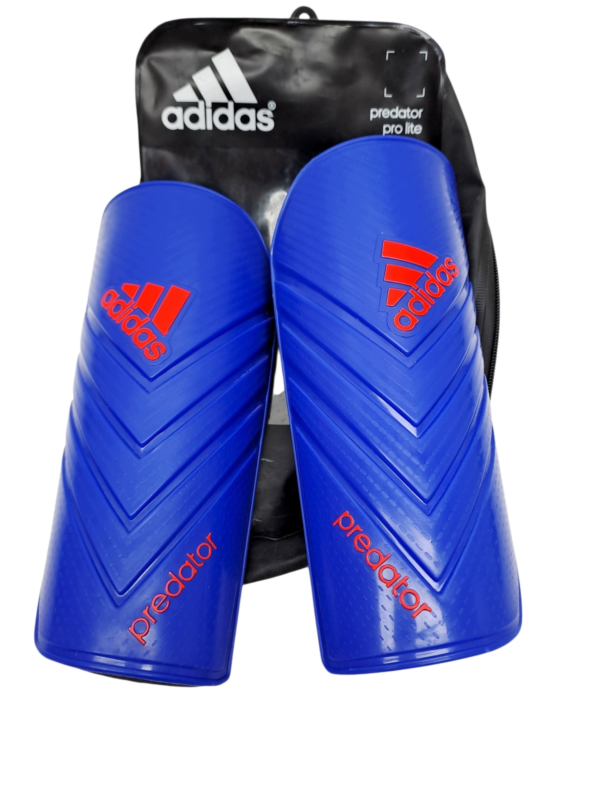 Ochraniacze adidas Predator Pro Lite R.m