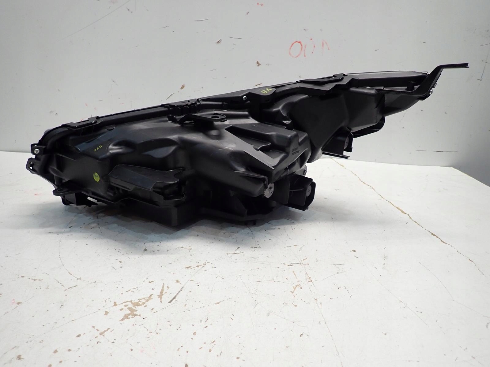 Lampa przód prawa LEXUS NX300H LIFT 18- FULL LED Producent części Lexus OE