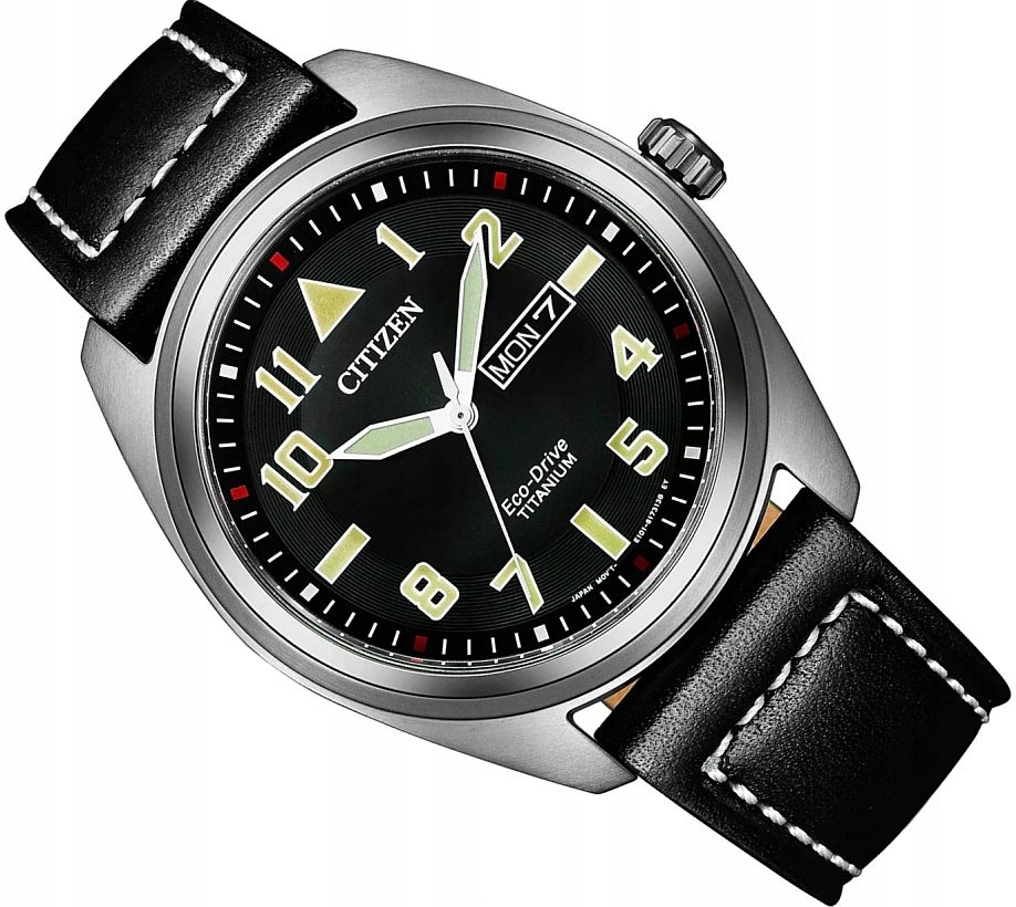 Pánské Hodinky Citizen BM8560-29E Titanové, Módní, Solární, S Datem Dne