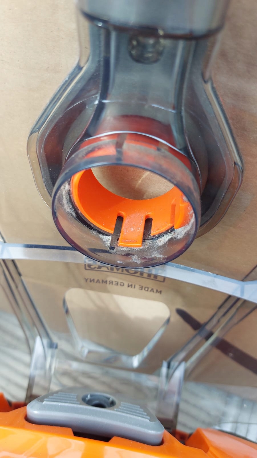 10081M/S.THOMAS PET&FAMILY ODKURZACZ PIORĄCY 1700W Pojemność zbiornika na kurz 1.7 l