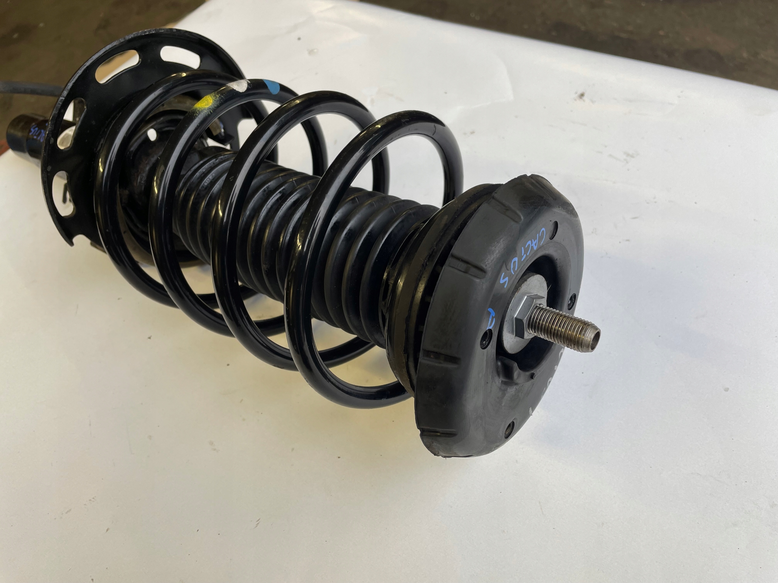 CITROEN C4 CACTUS 1.2 VTI shock absorber right front 9810704980