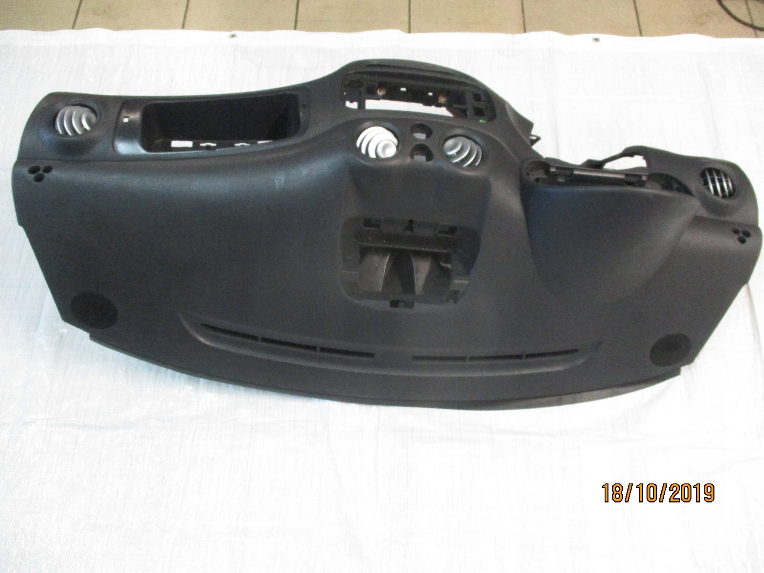 консоль торпеда CITROEN C3 и 2002-2009