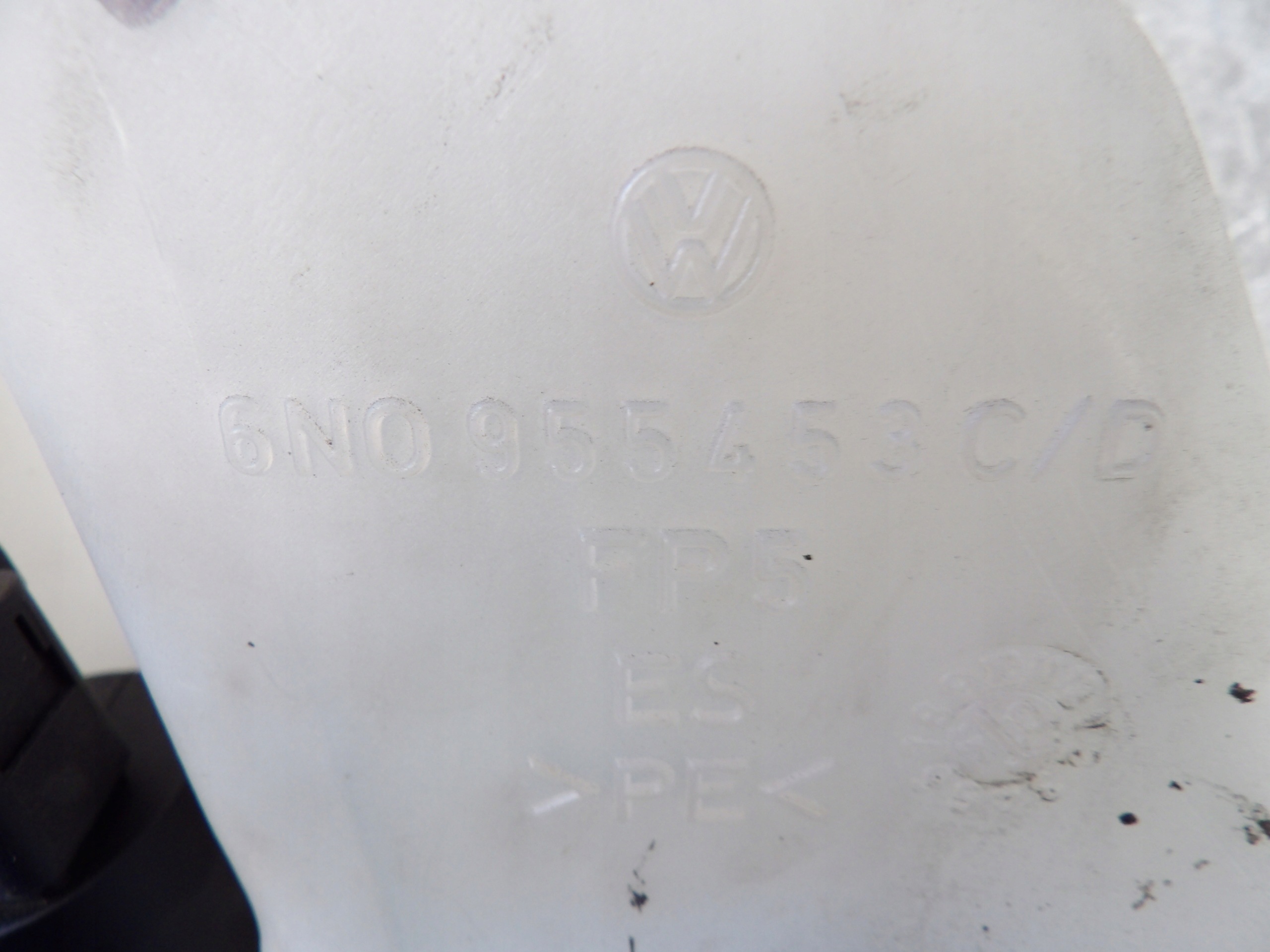 VW Lupo washer fluid tank pump washers