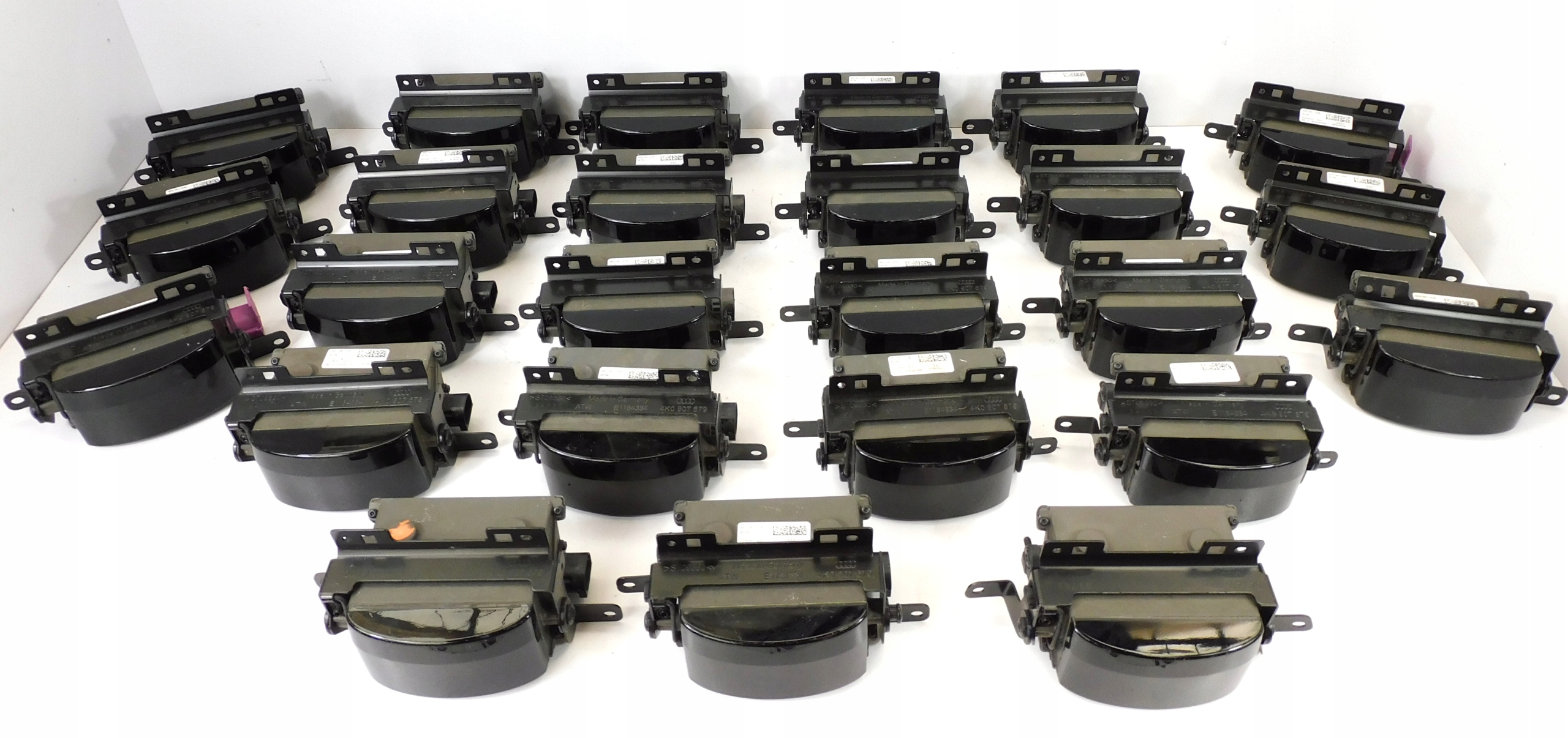 Laser радар distronic Audi OEk8907660b