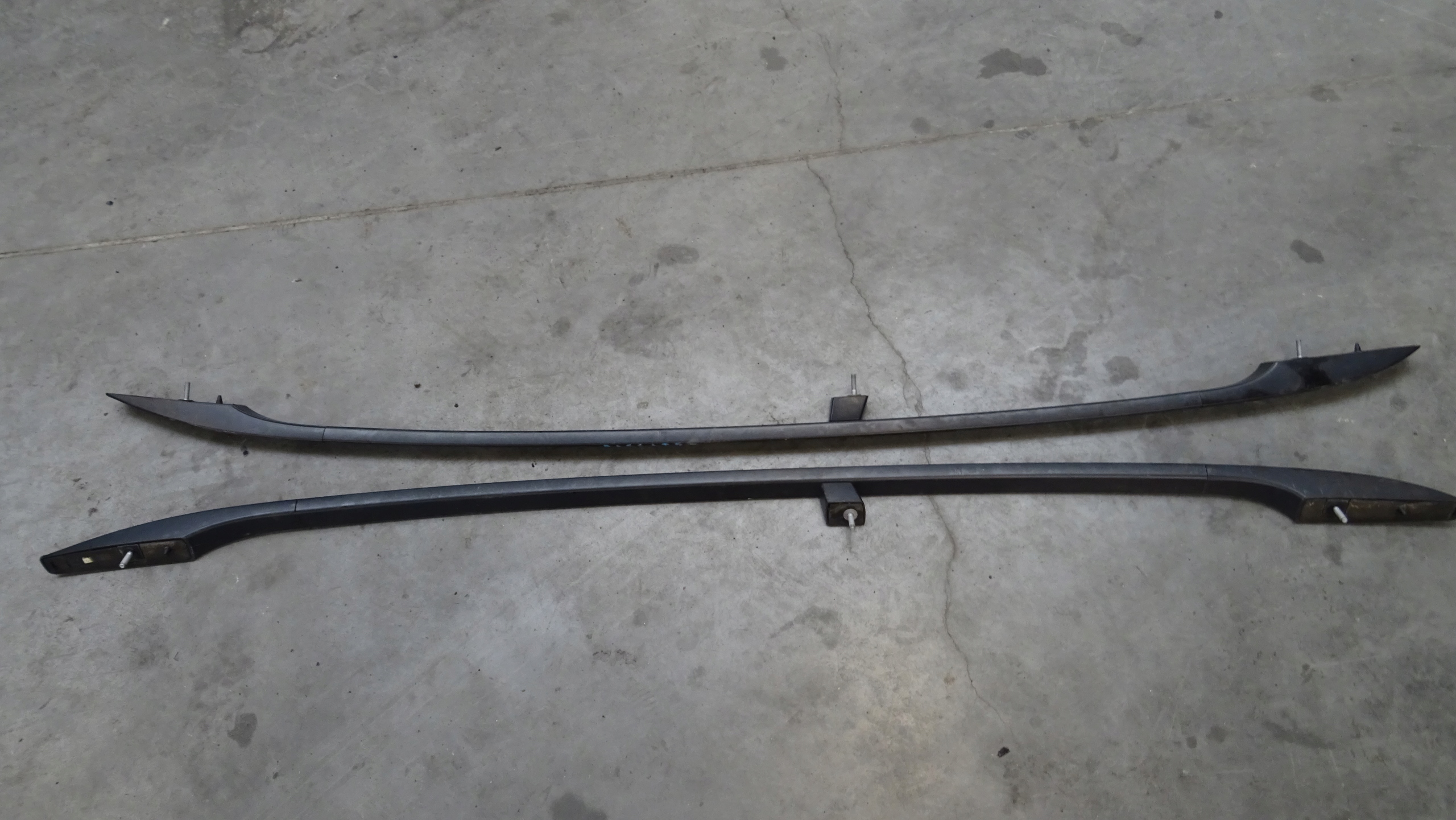 Dachreling dach KPL - VW PASSAT B7 KOMBI 10-14r