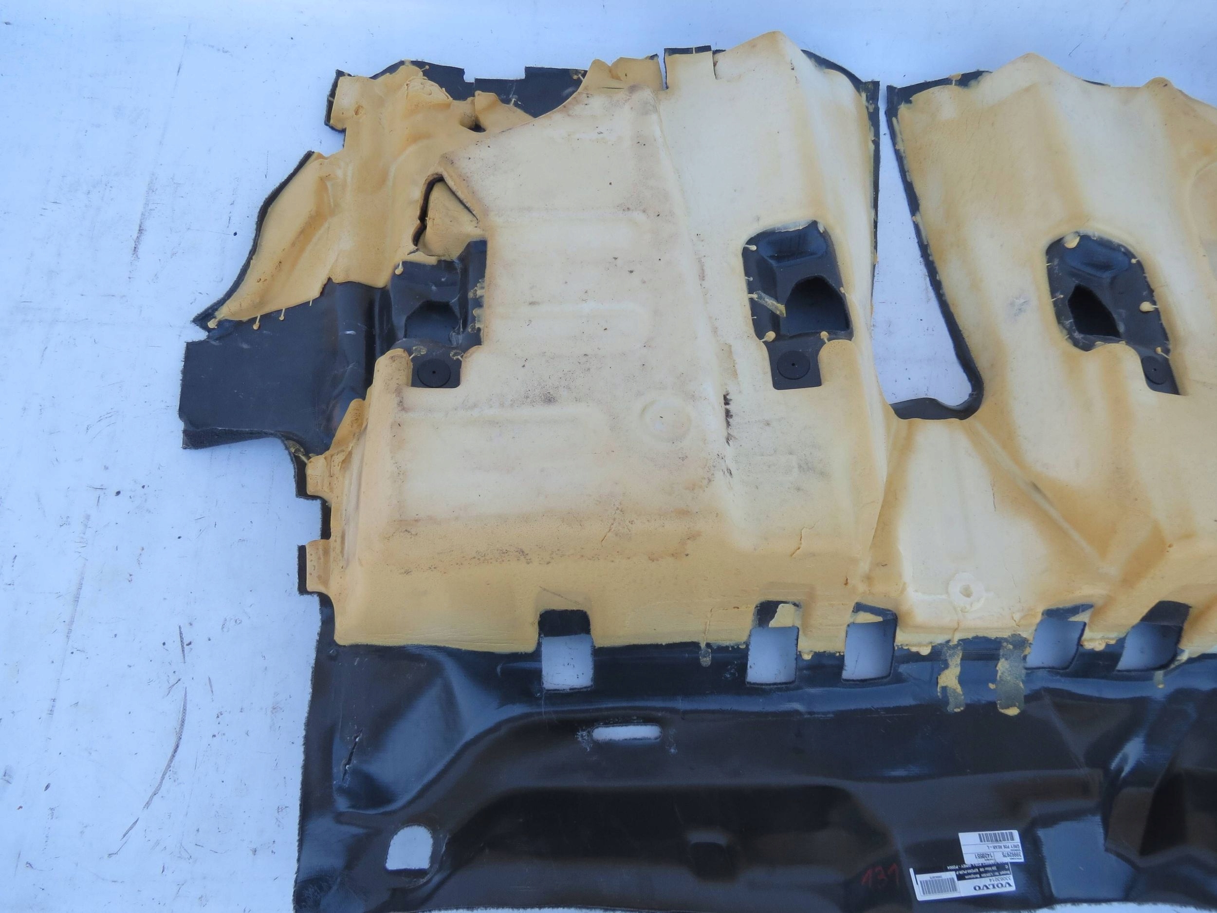 зад volvo XC70 II 2.4d 185KM 2000-2007r 33063014