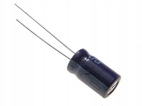 

Kondensator 22uF/450V Samxon 1 Szt 12,5X20mm