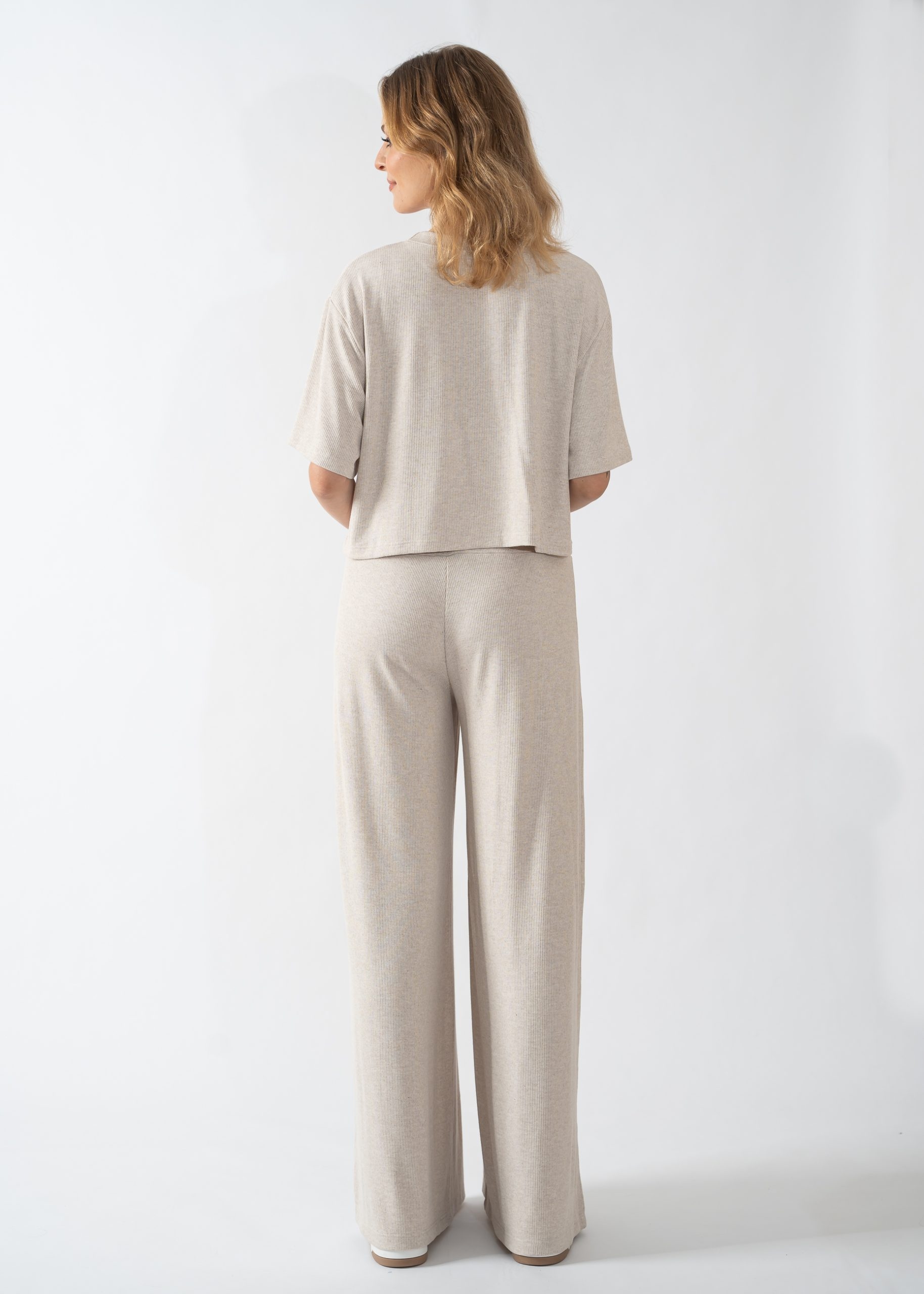 WISKOZOWE BEŻOWE SPODNIE CIĄŻOWE Z SZEROKĄ NOGAWKĄ M Płeć kobieta