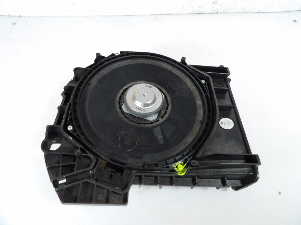 BMW 5 F11 SUBWOOFER right 9195200-02