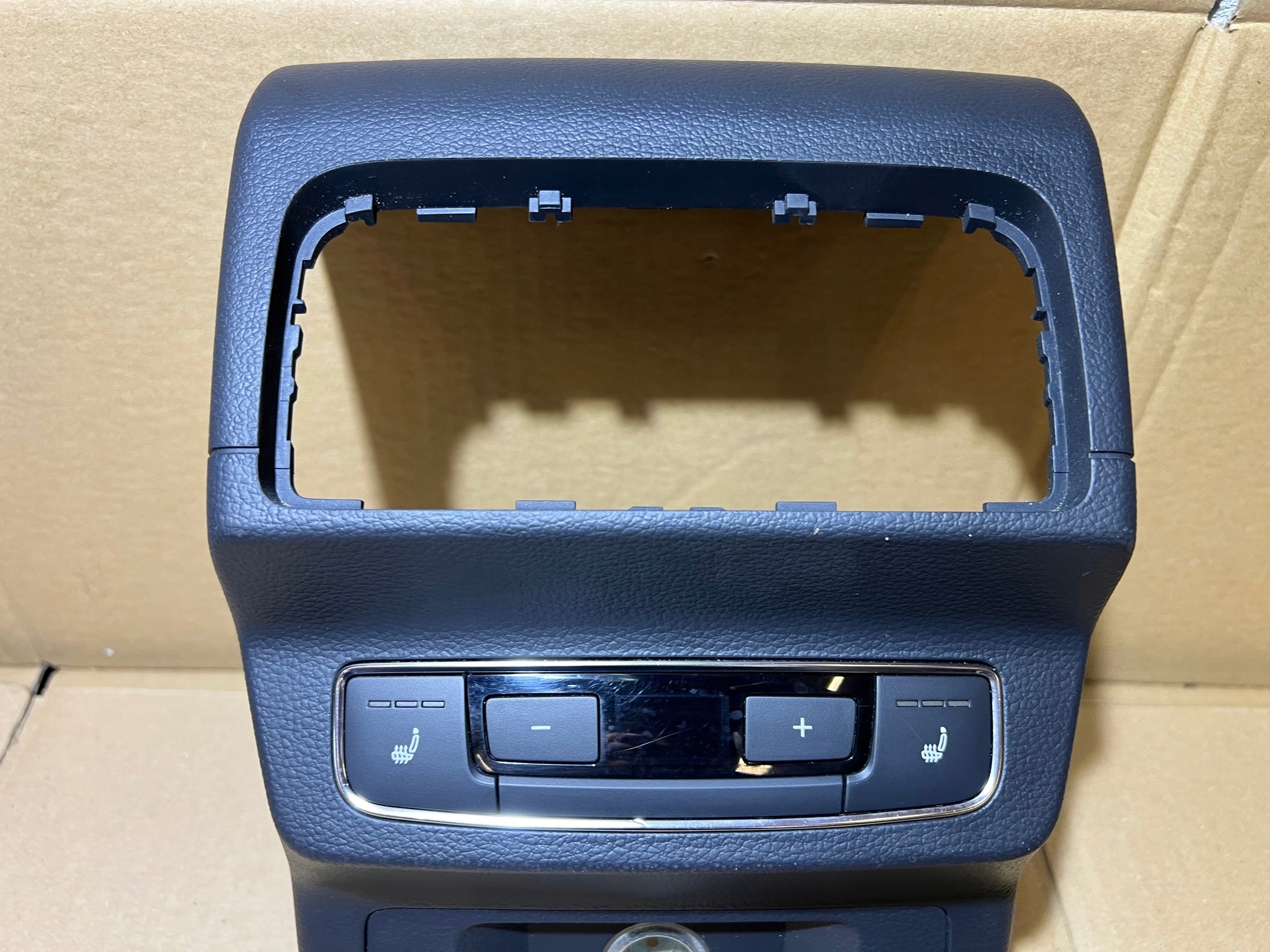 AUDI Q5 80A Unite commande clima Bouches buses Arrière GRZANE Sièges 80A864376A