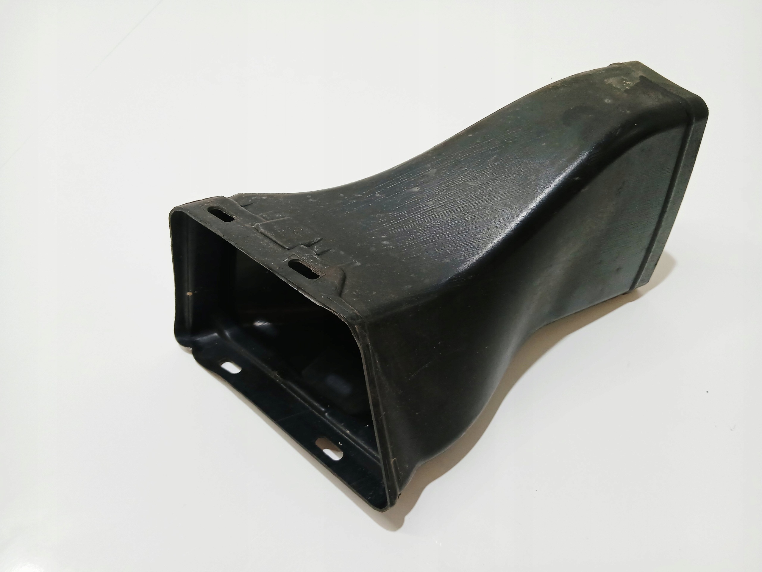 drain intake air disc right front BMW E60 E61 LCI 7178086 (0000503)