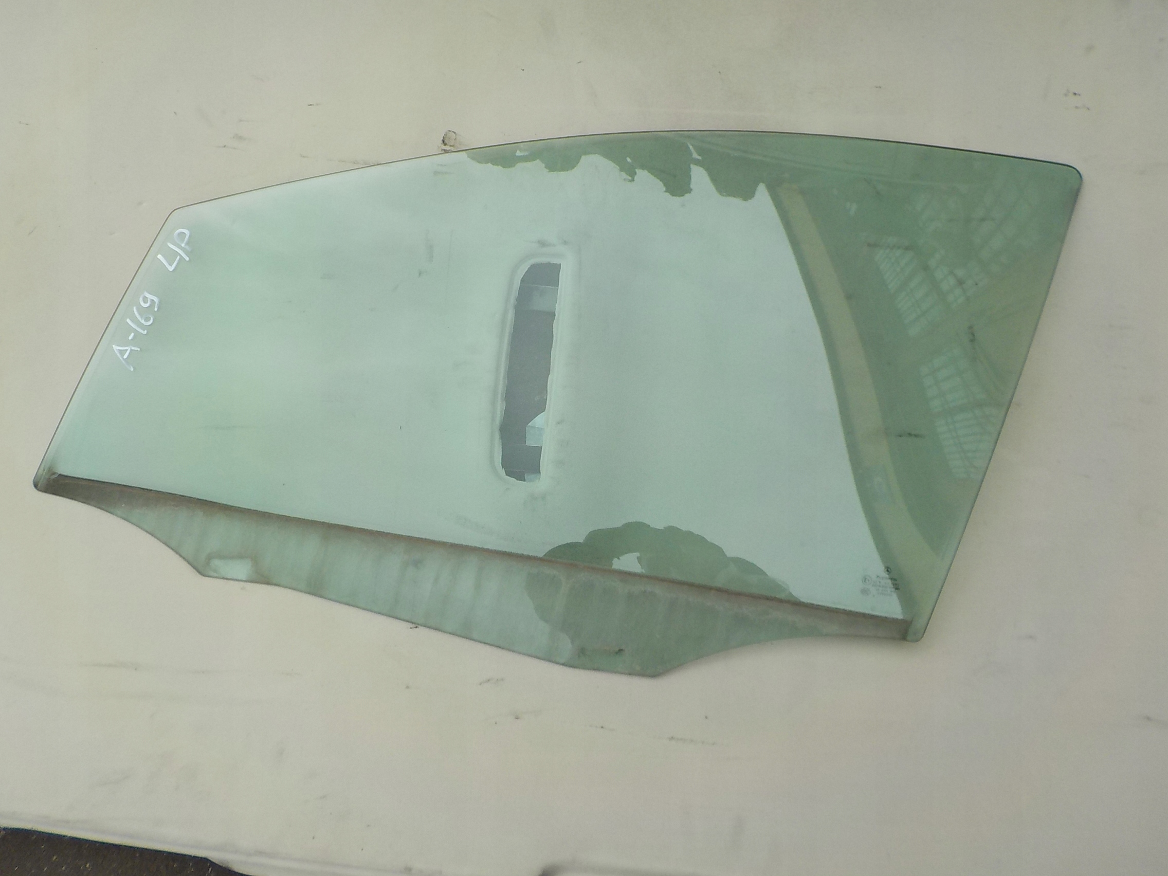 window left front mercedes w169 5d 2006r