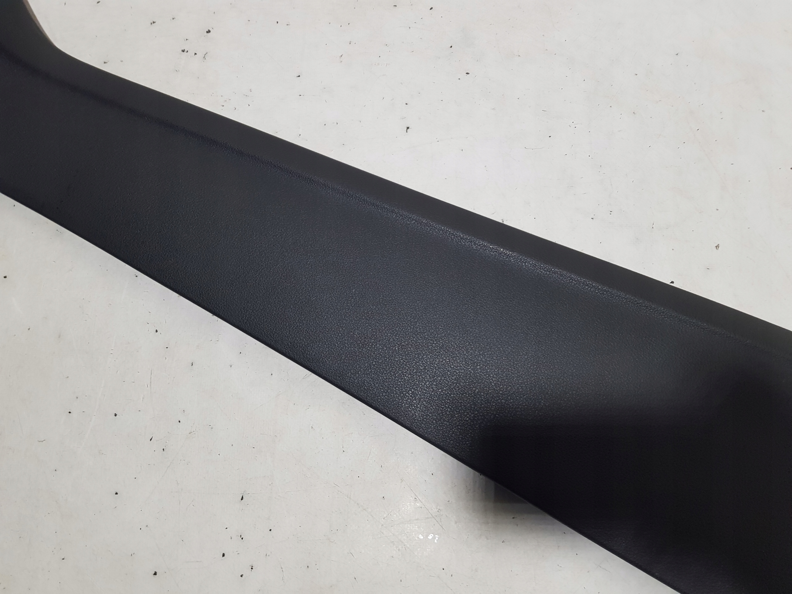 cap moulding cover TUNELU left AUDI A8 D4 4H 4H2863303