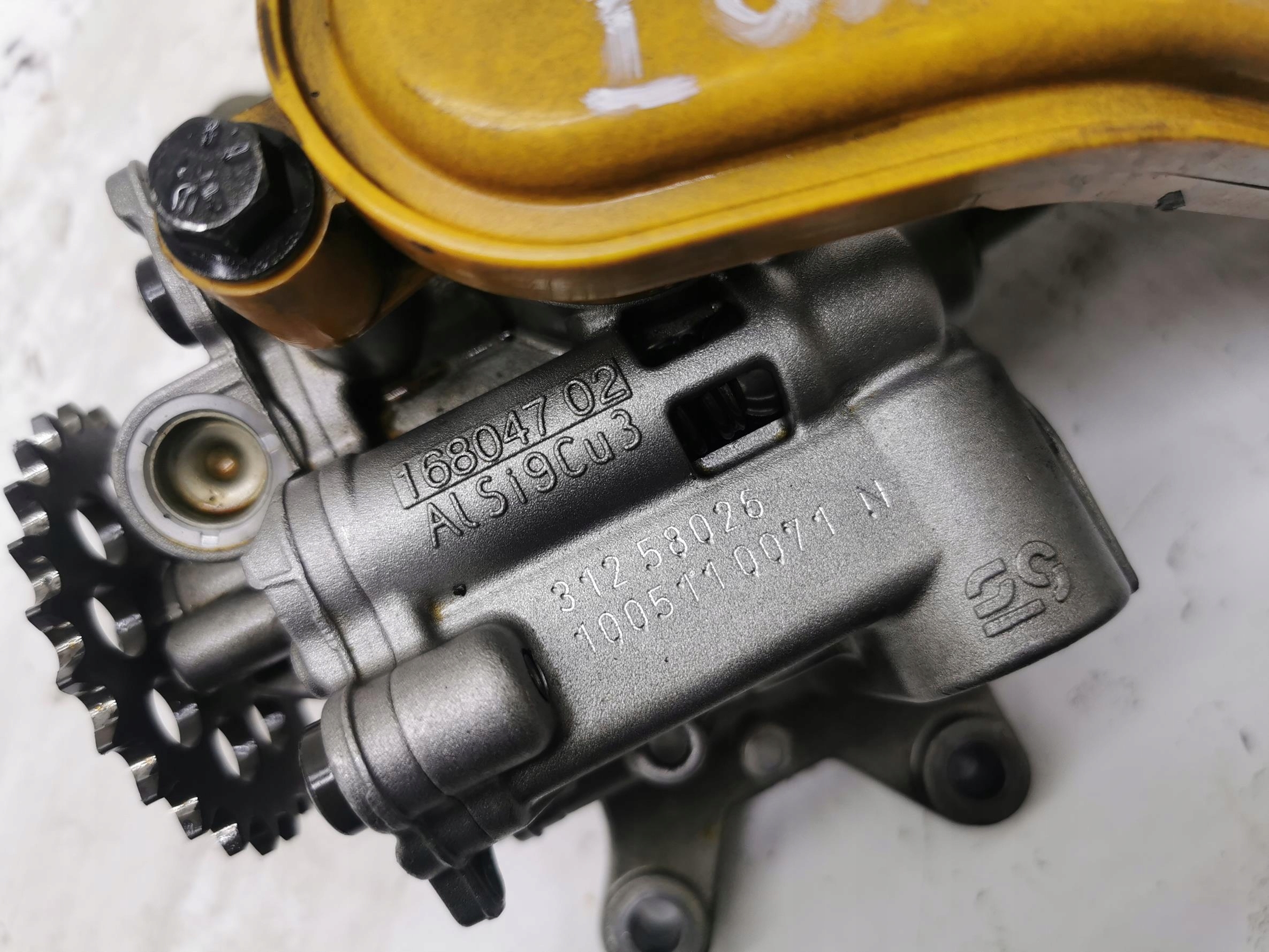 Pompa olio VOLVO V60 e 2.0 D4 163KM 31258026
