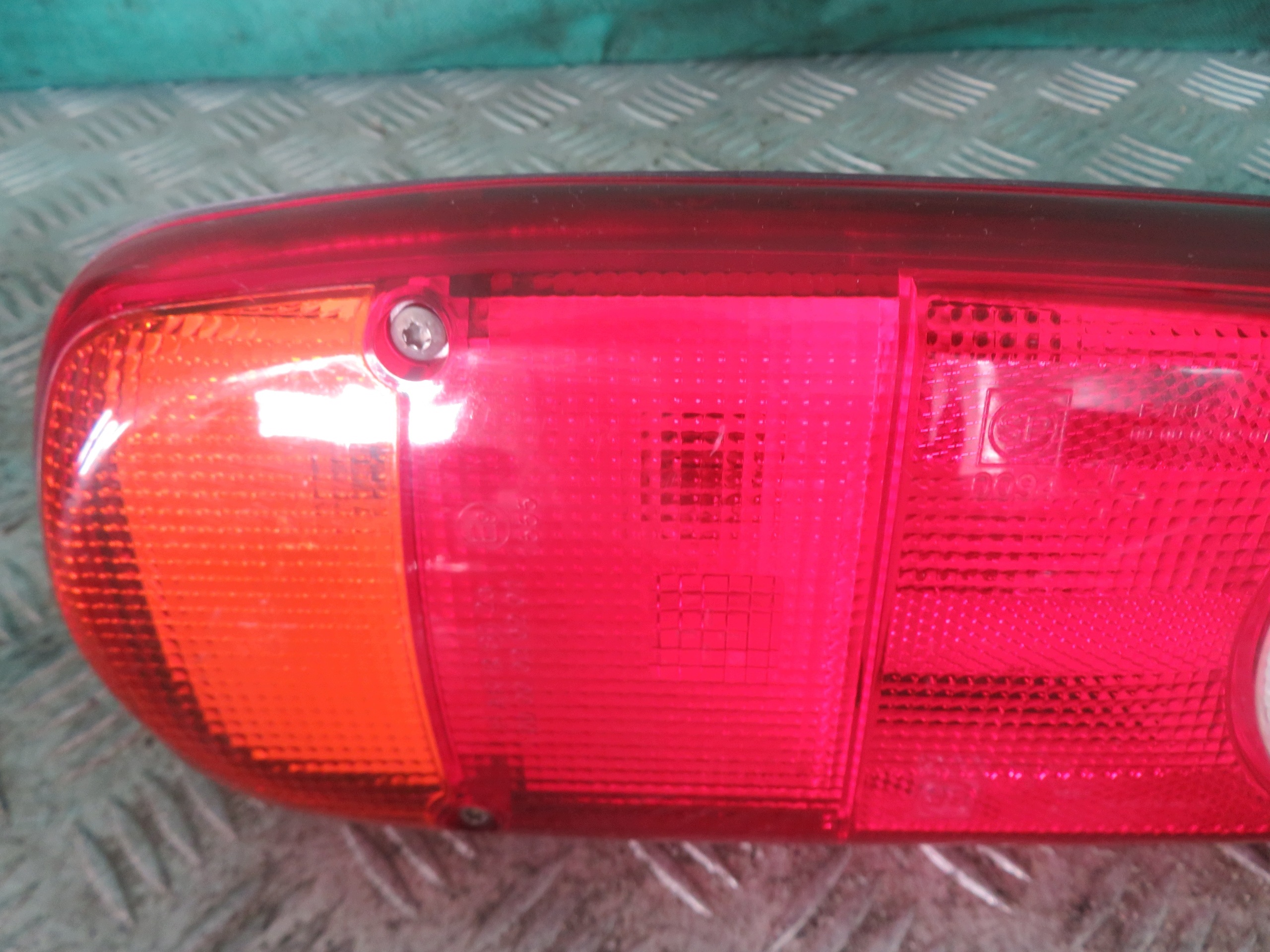 light left rear part RENAULT MASTER OPEL MOVANO 22R 265551402R