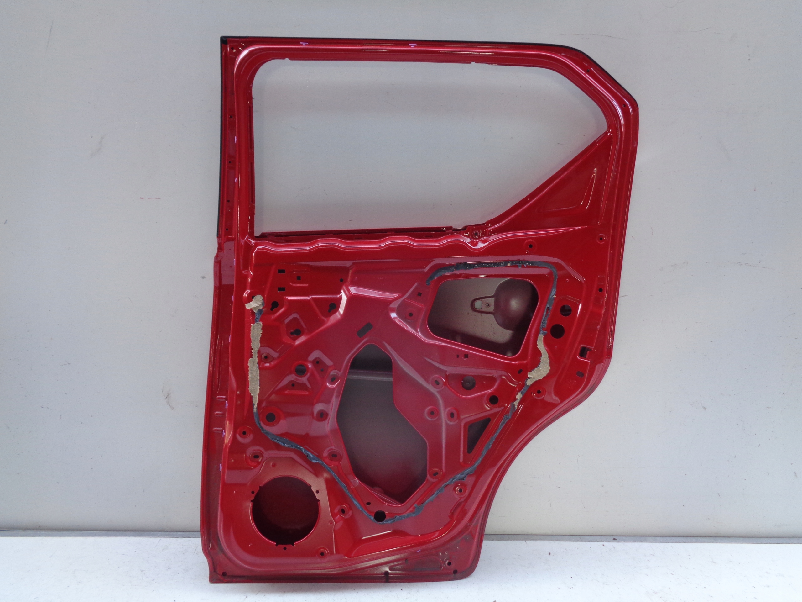 door right rear. SUZUKI IGNIS III 16- NR 32444