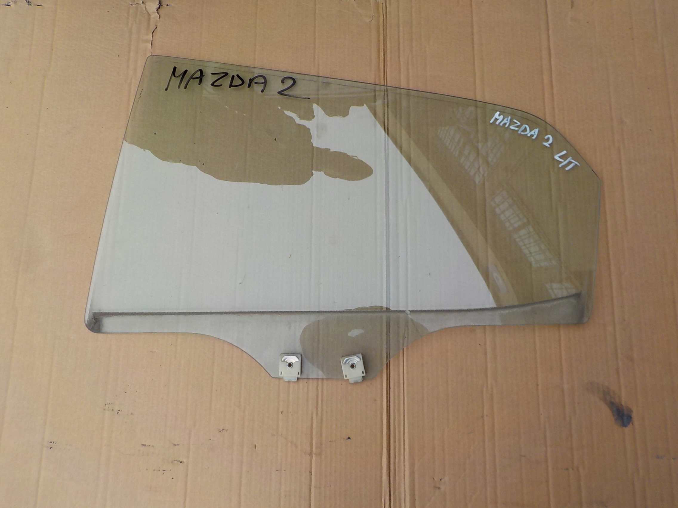 window left rear part mazda 2 DE 2008r