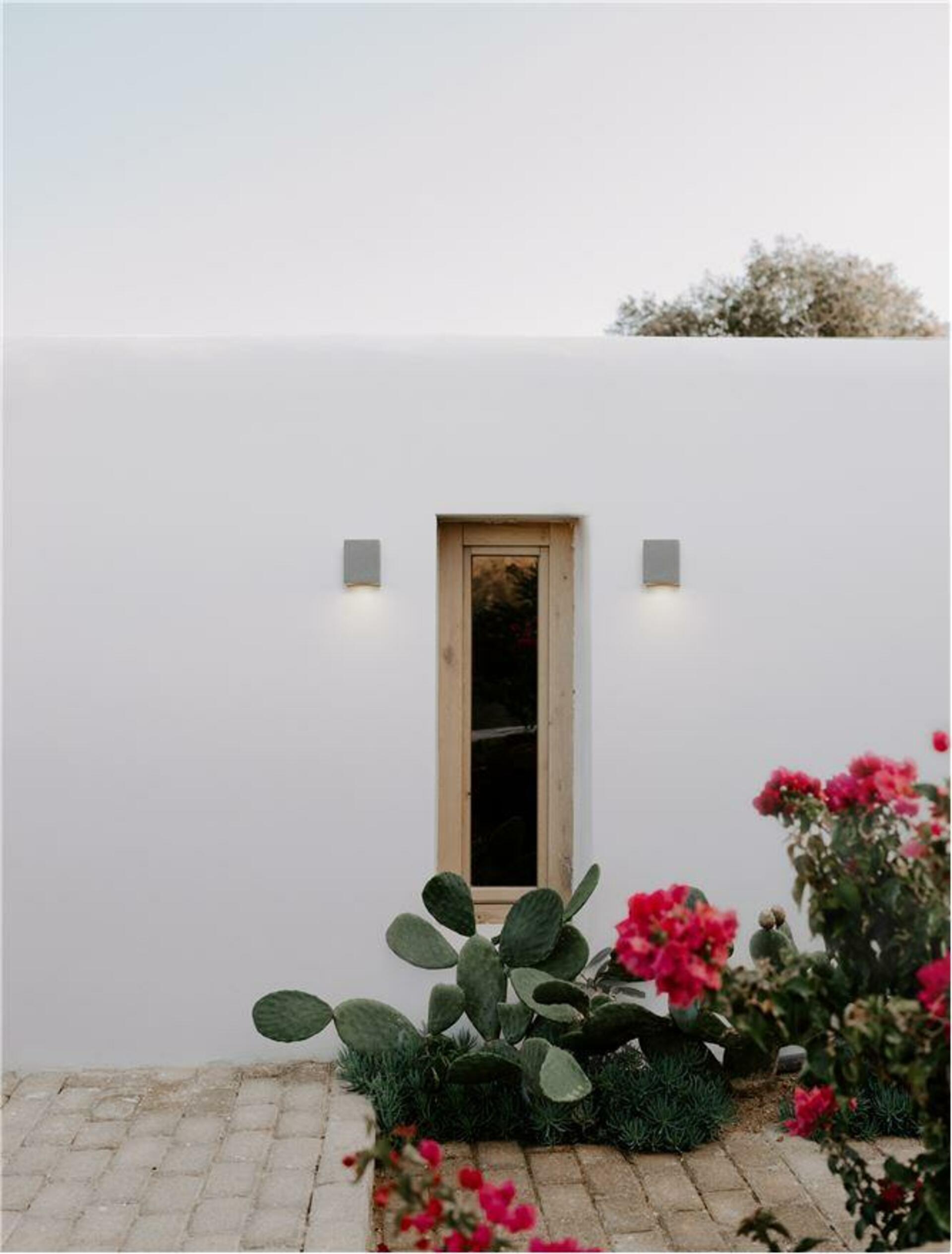 Nova Luce venkovní nástěnné svítidlo Emile šedý beton skleněný difuzor Led