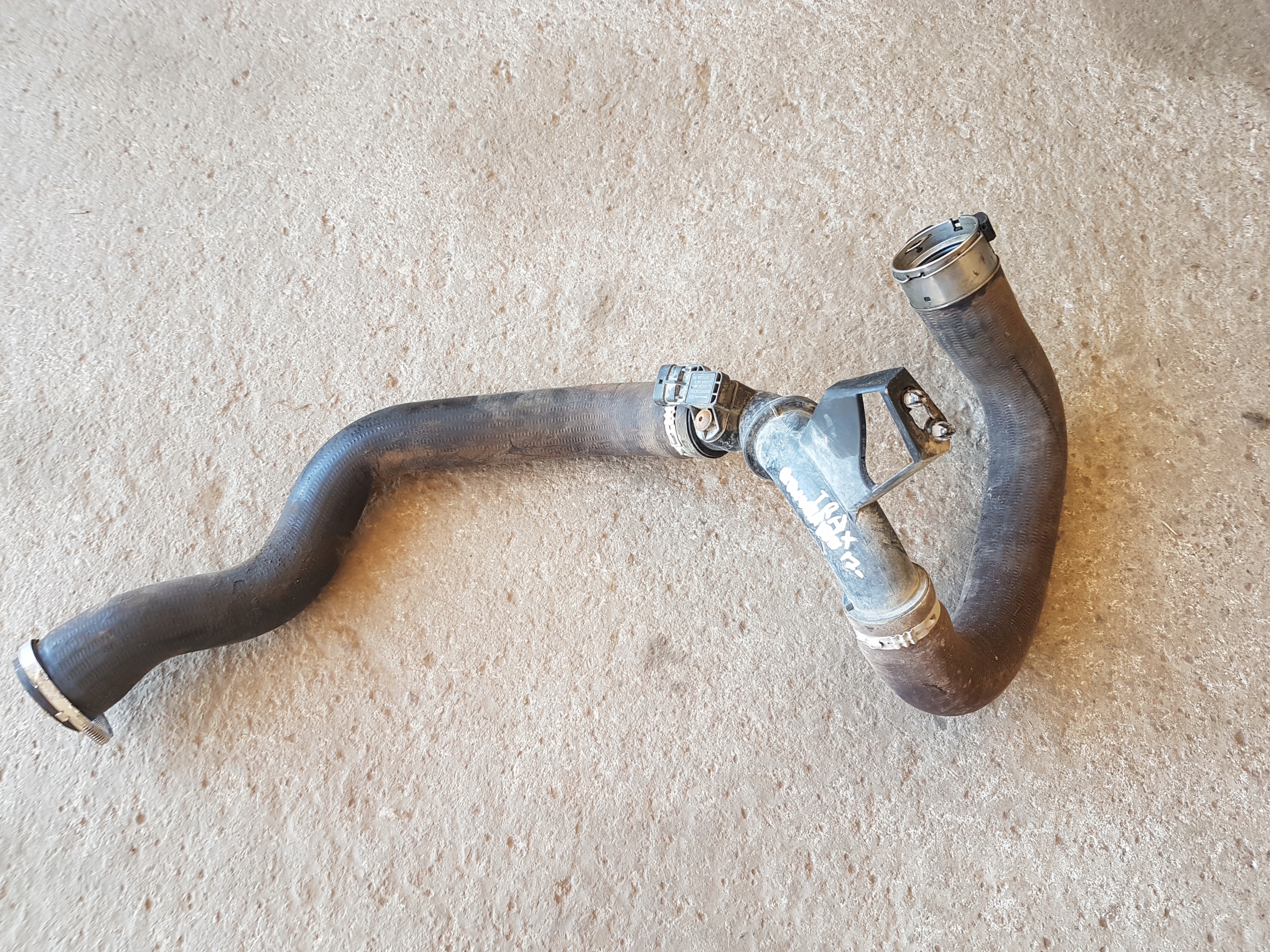 F23313 - Chevrolet Trax 1.4 17-труба Интеркул датчик карти