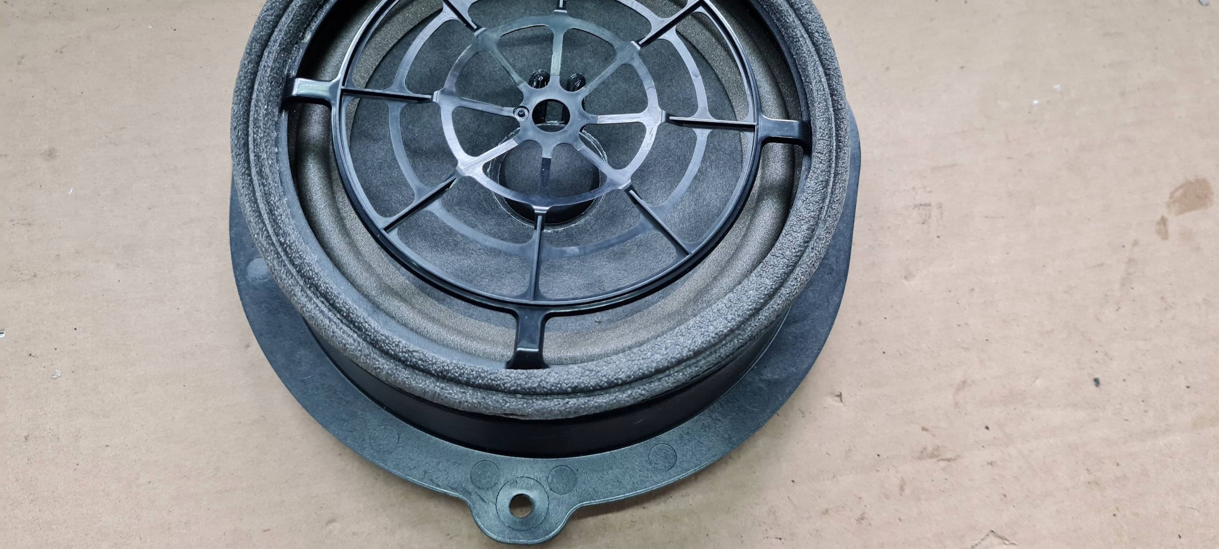 A4 B9 8W speaker door right left rear part 8W5035411