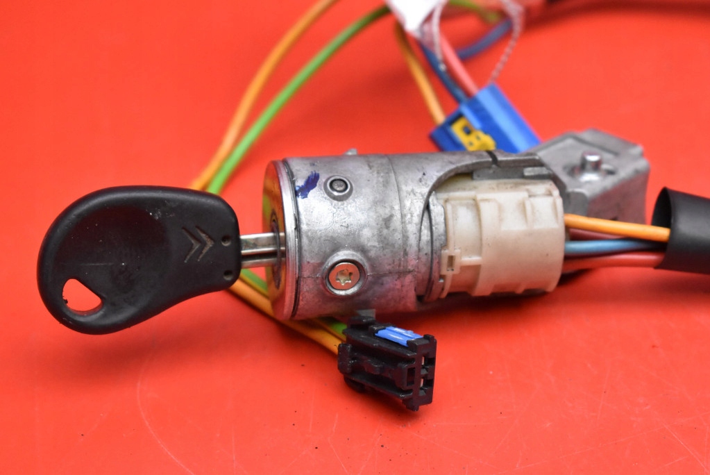 ignition key CITROEN C5 1 and 2.2 HDI 133 KM 01-04