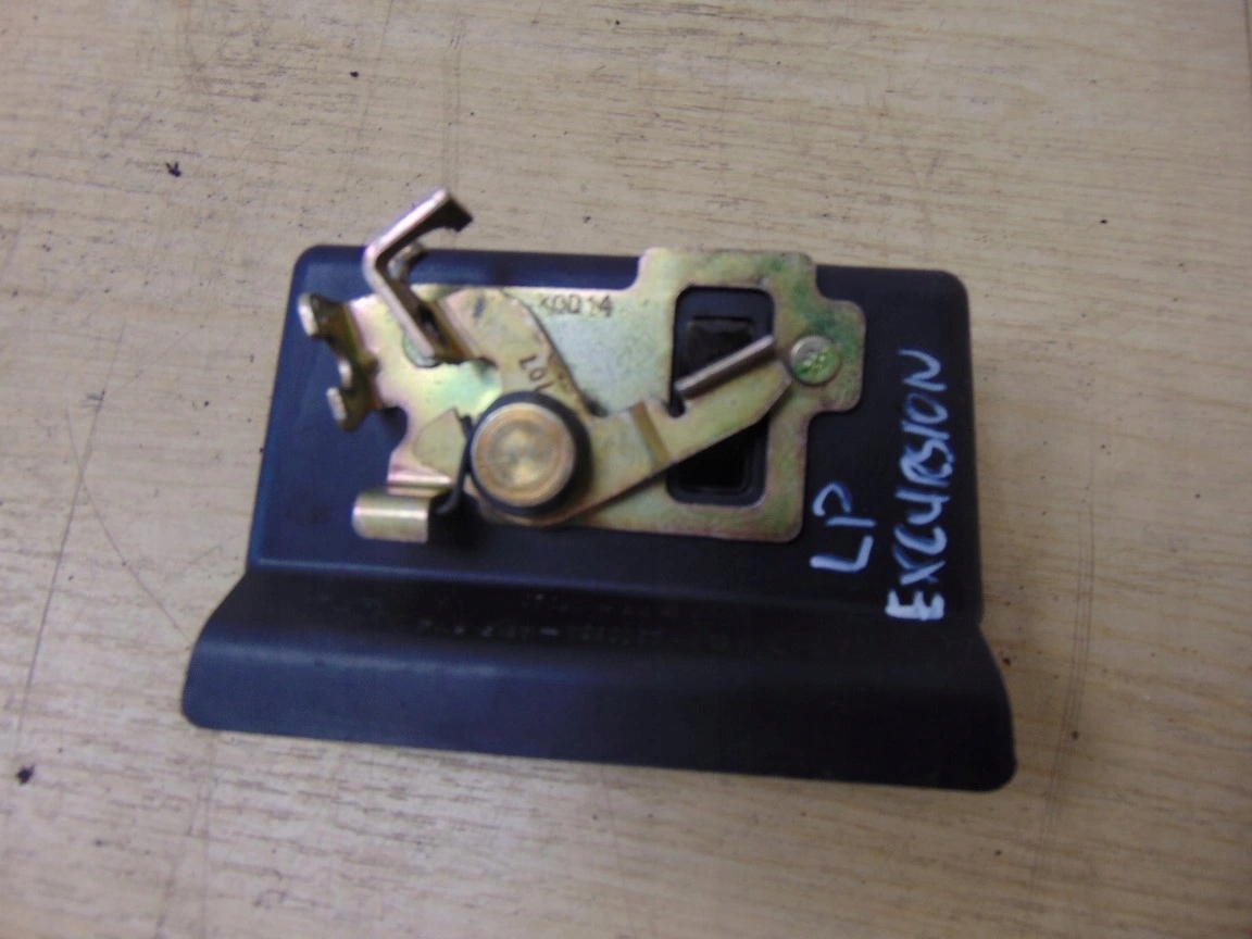 РУЧКА ДВЕРИ ВНУТРЕННЯЯ ЛЕВАЯ ПЕРЕДНЯЯ FORD EXCURSION 2003