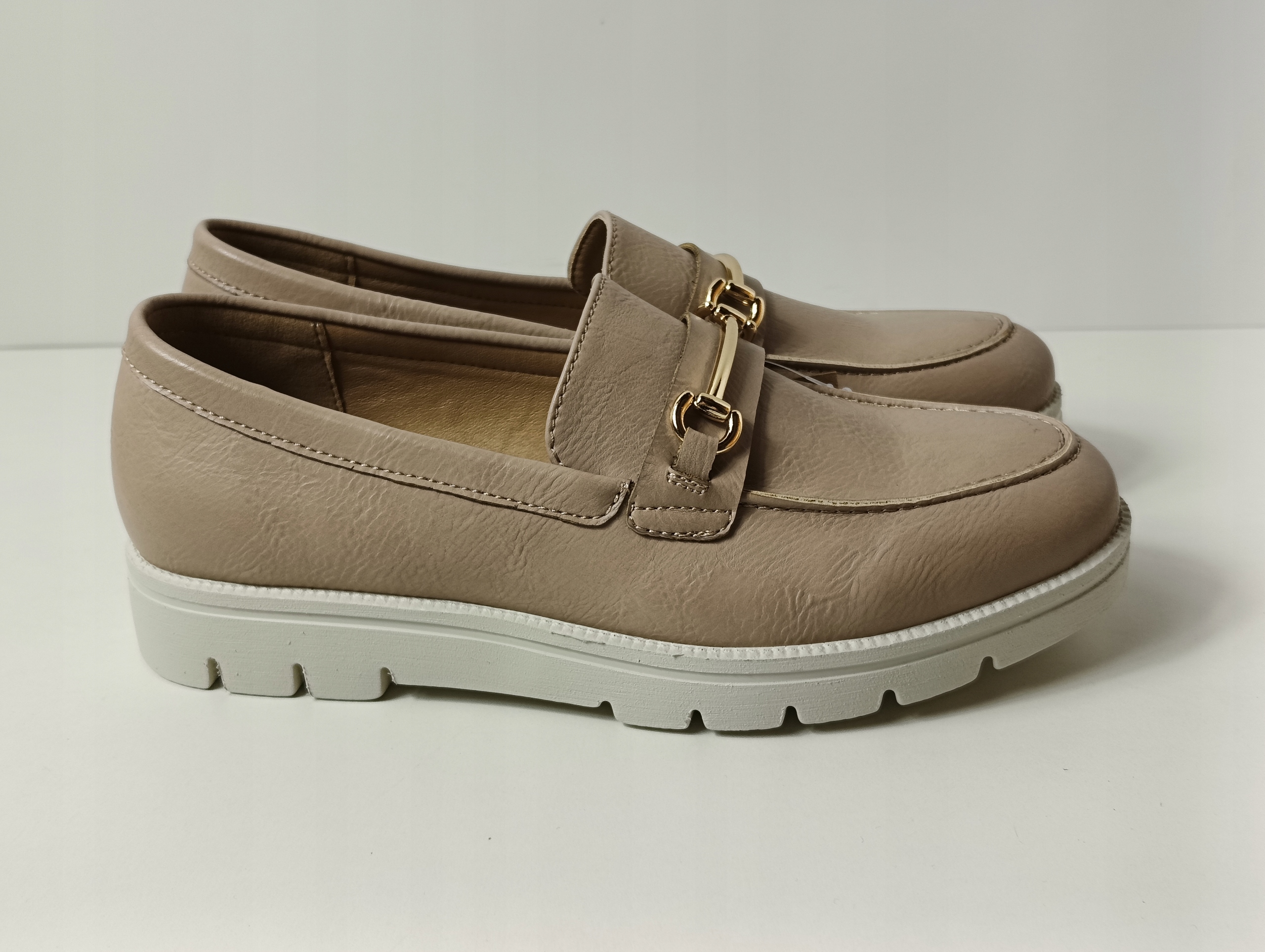 Wygodne mokasyny Wojtyłko 7B24317 beż r. 39